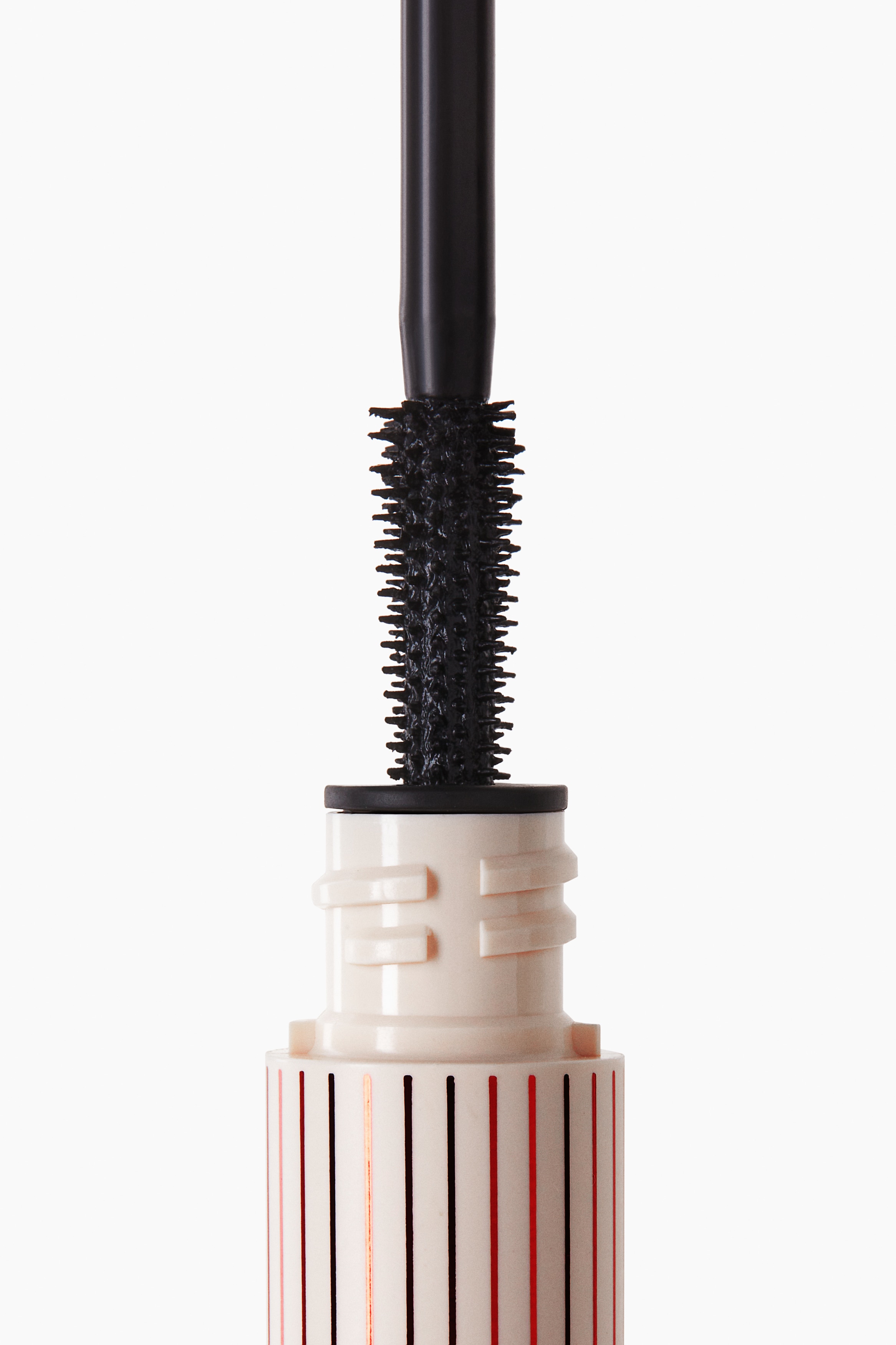 Never-Ending Lash Mascara