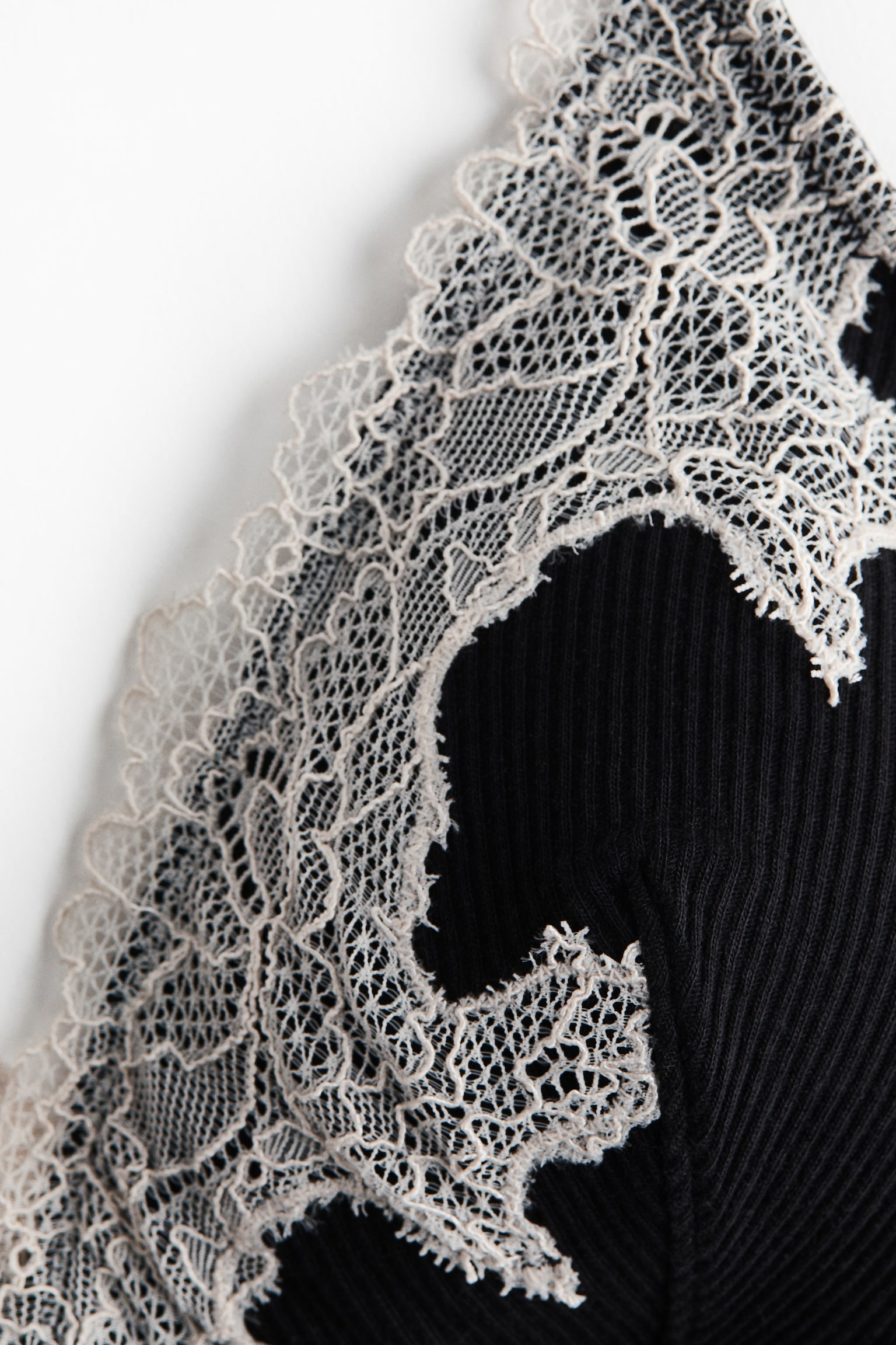 柔軟蕾絲飾邊加墊胸罩 - 黑色/深咖啡色 - 4