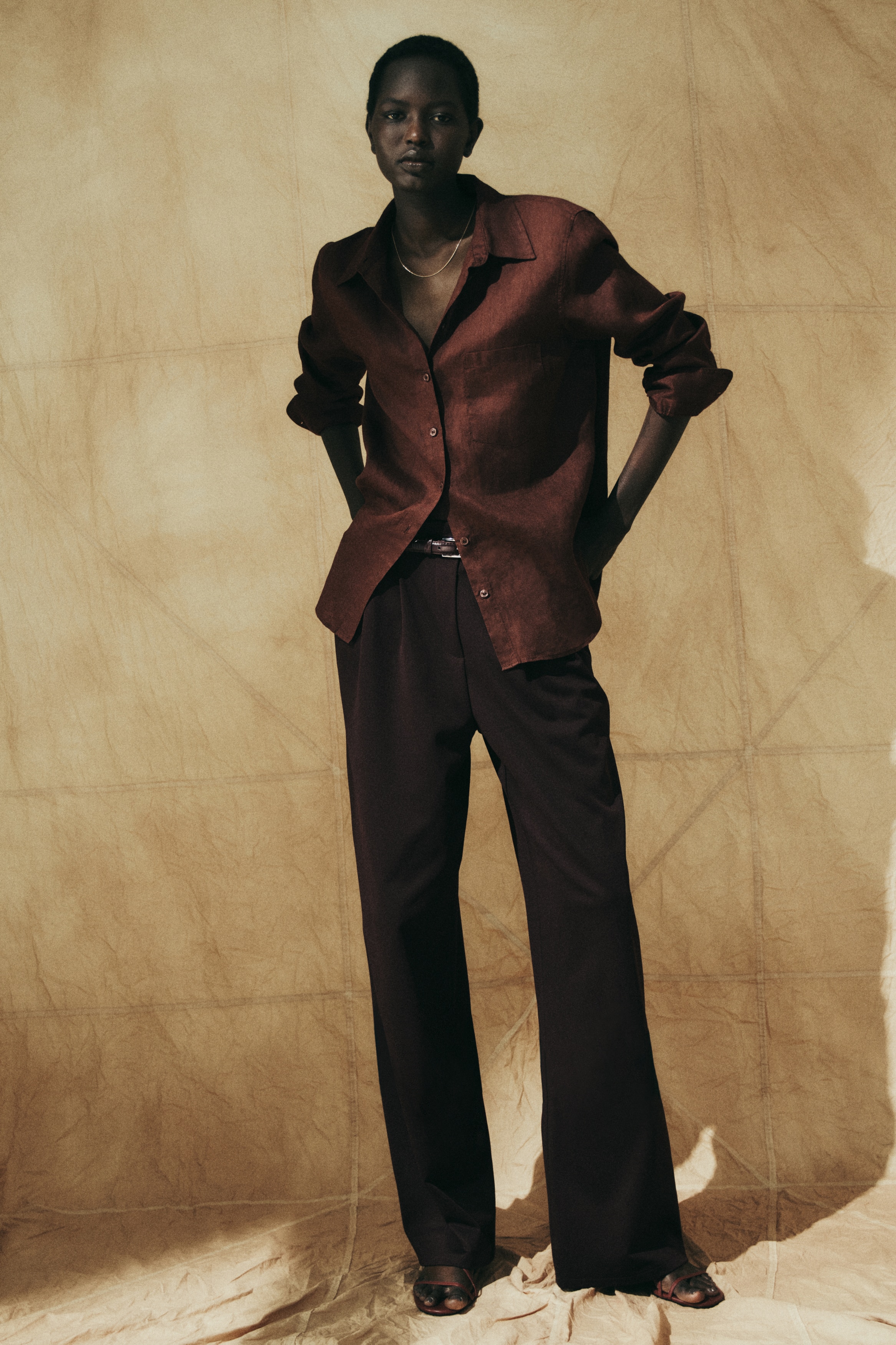 Cămașă din in - Maro-închis/Negru/Albastru/dungi