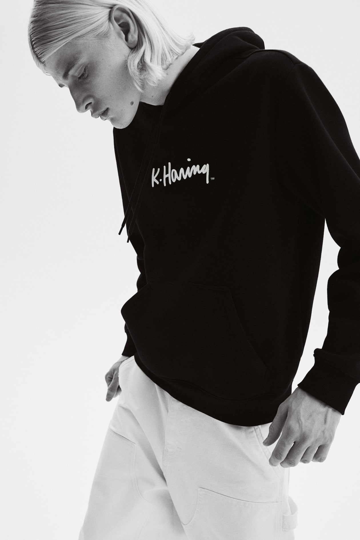 Hoodie in Regular Fit Schwarz/Keith Haring Men H&M AT