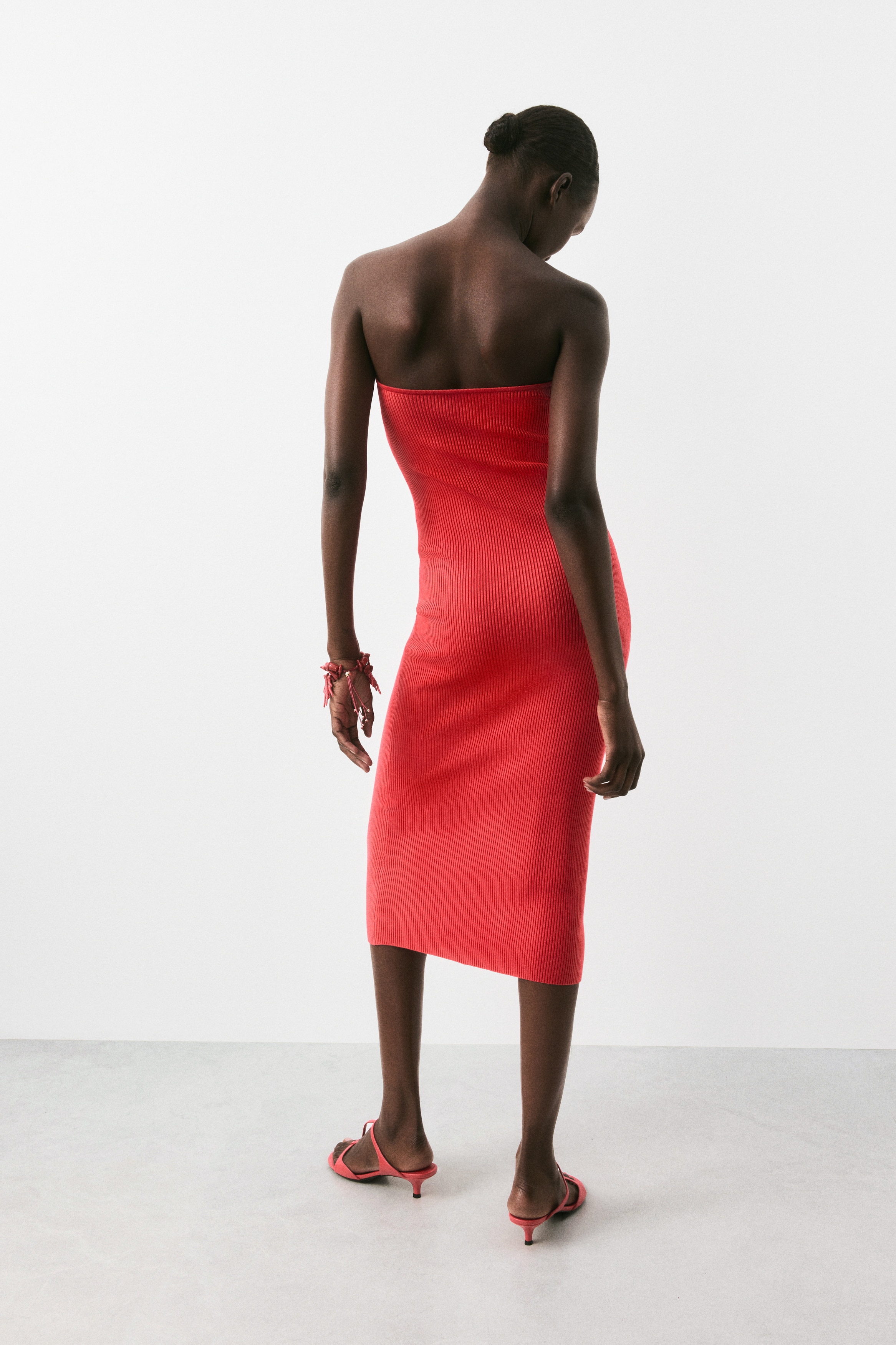 Ribbed tube dress