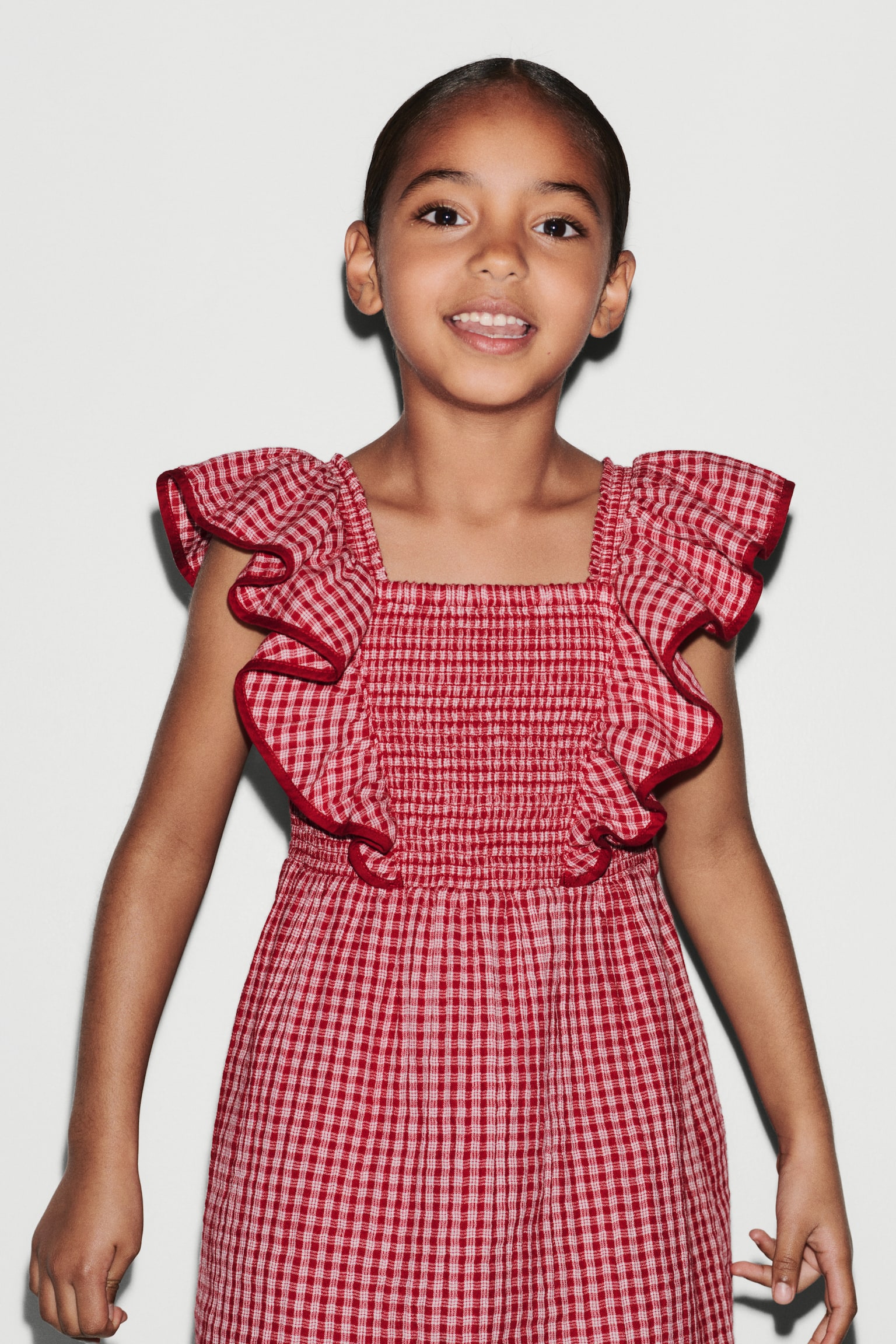 Детское платье H&M Smocked Flounce-Trimmed, цвет: Красный / Клетчатый — фото 3