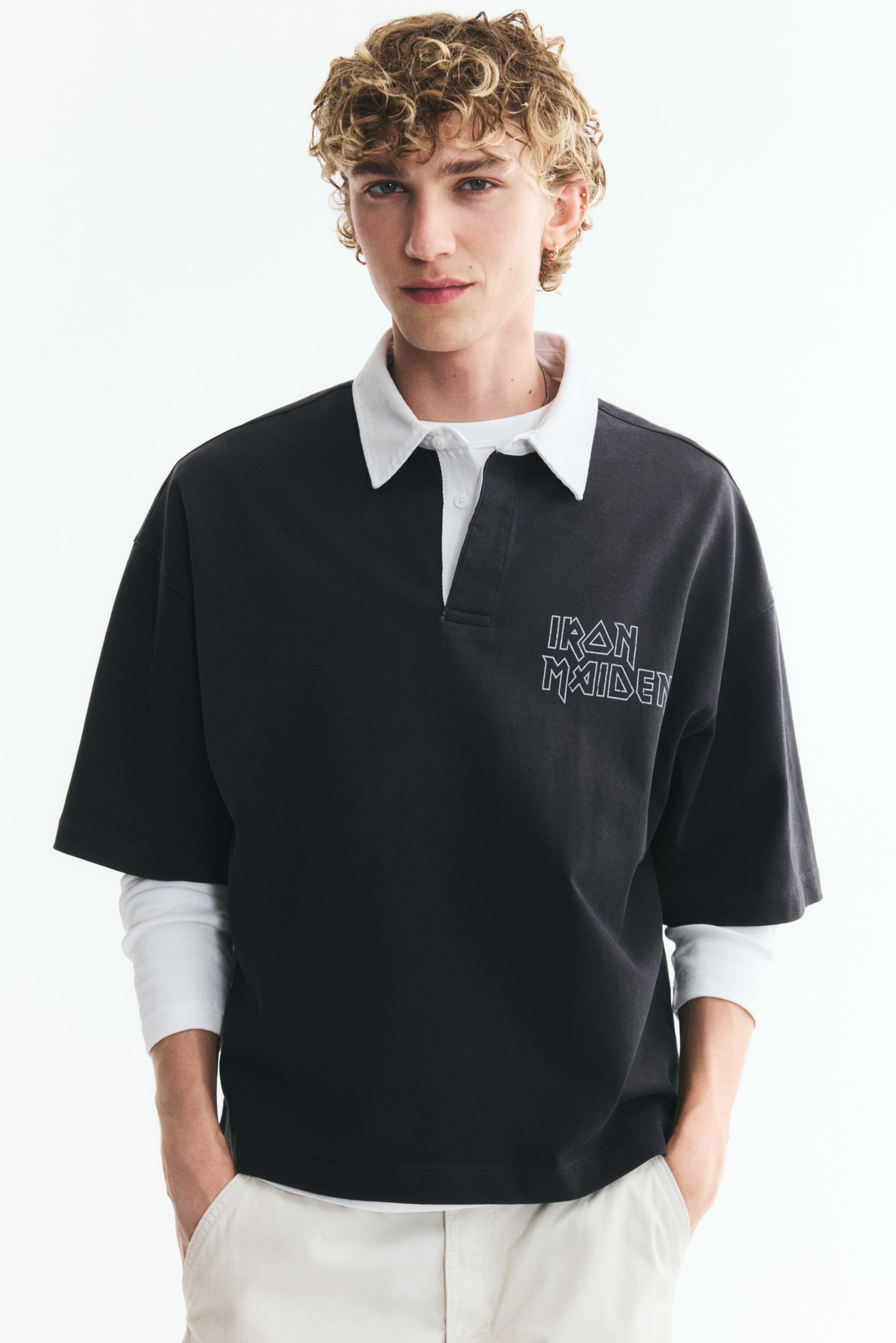 Agrandir l'image: Polo Relaxed Fit - Noir/Iron Maiden - HOMME | H&M BE 1