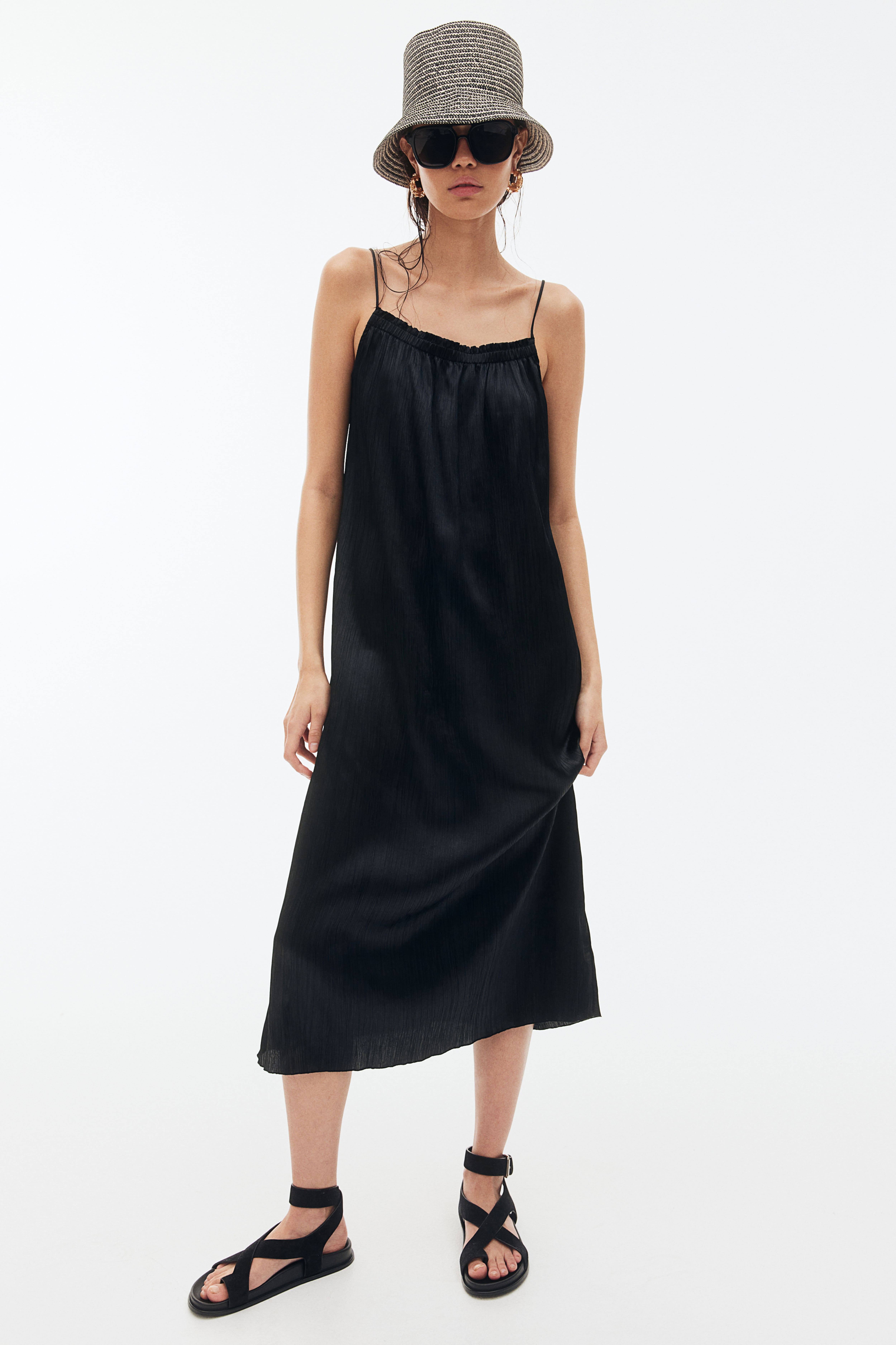 H&m satin dress hotsell