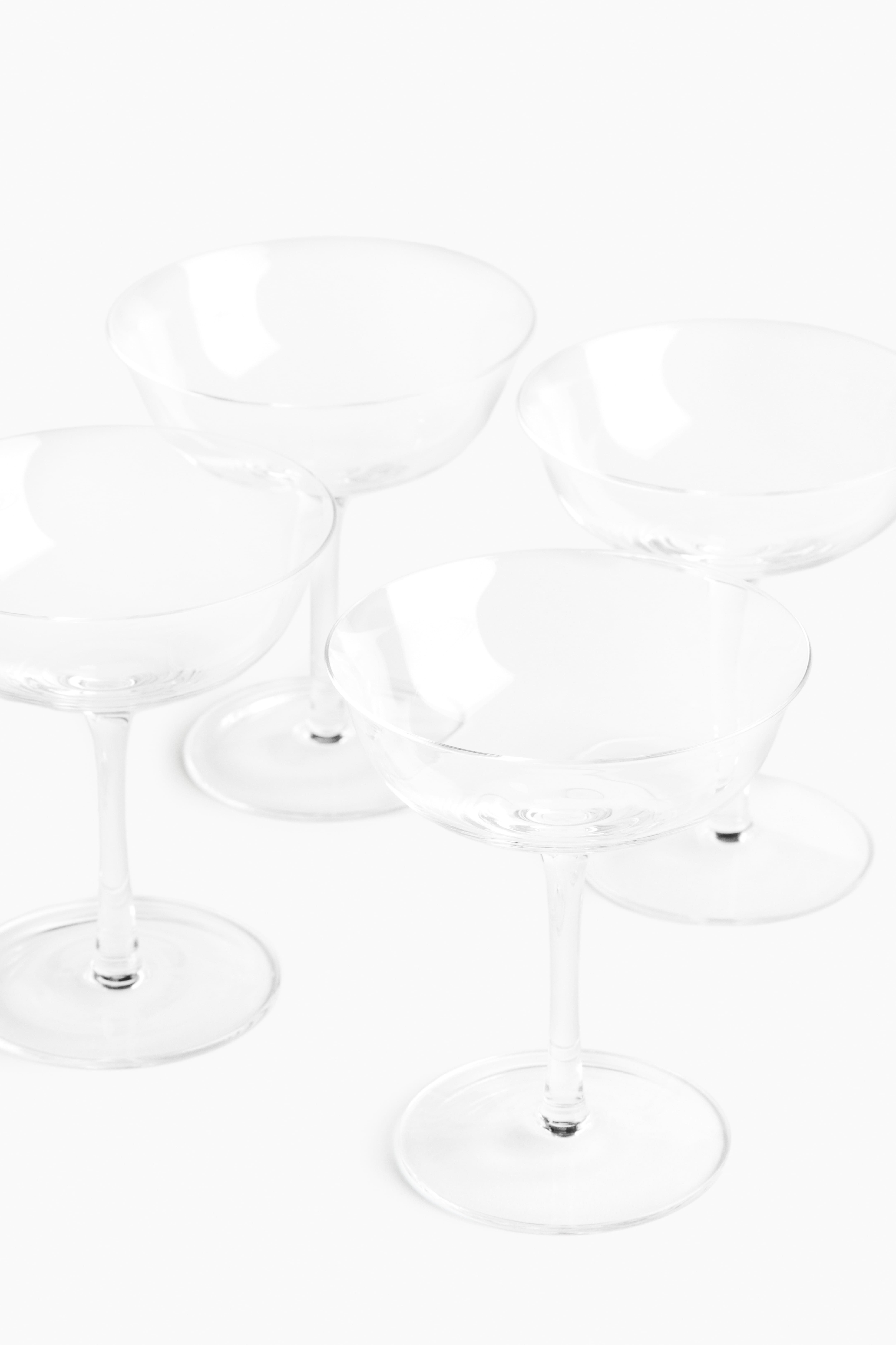 4-Pack Delicate Coupe Glasses