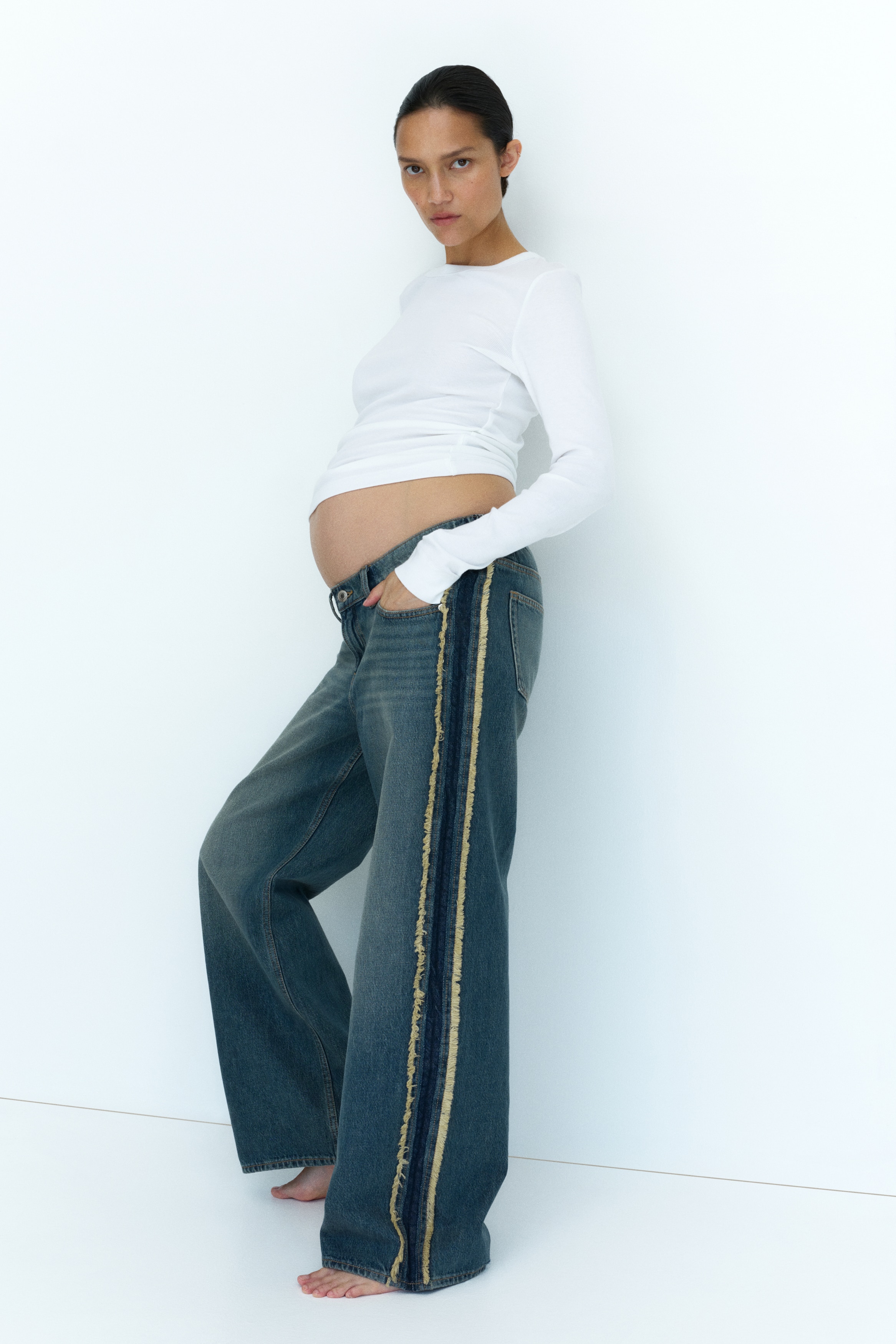 MAMA Low Waist JeansModelo