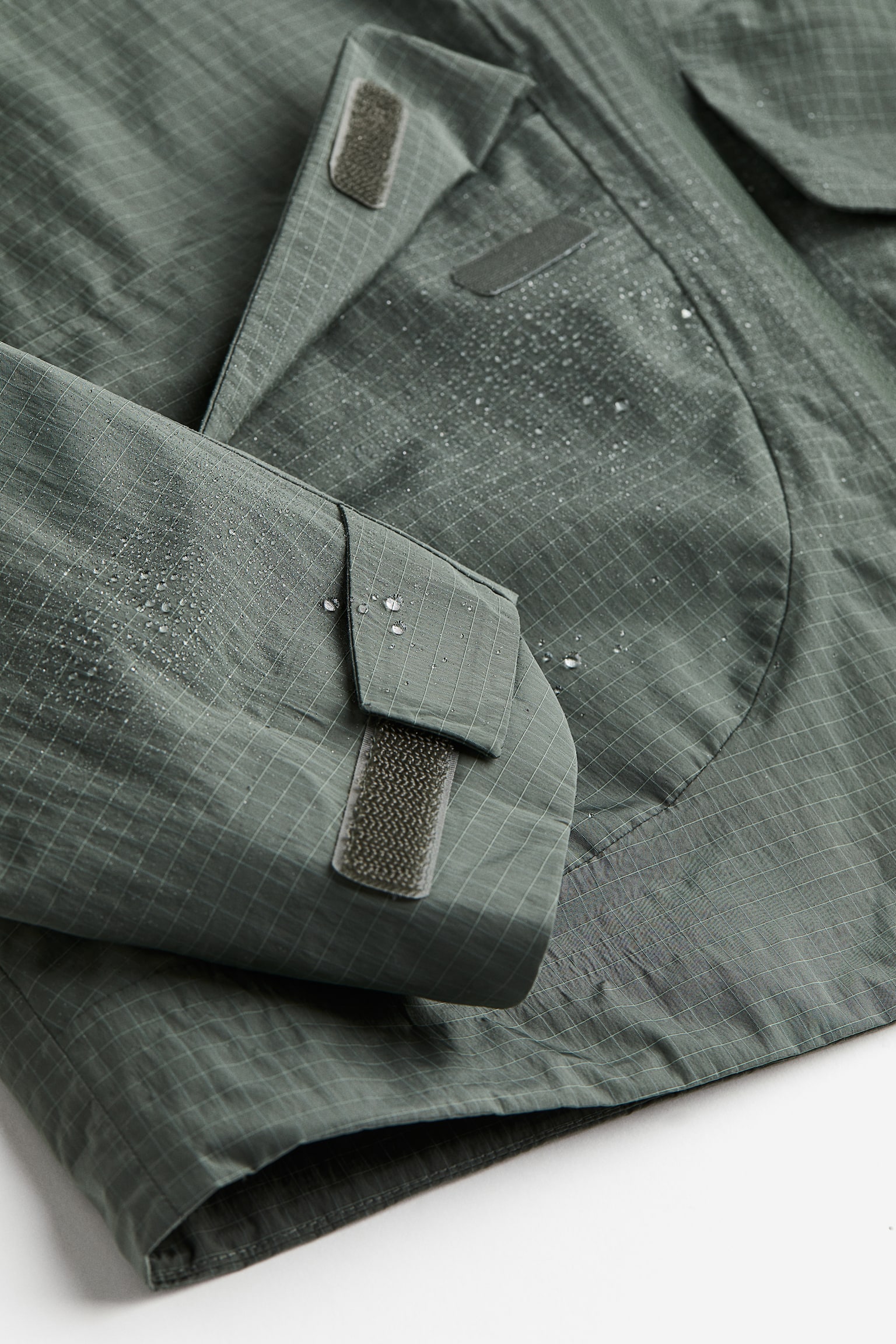 Cropped 2.5-layer Shell Jacket In StormMove™ - Dark khaki green - 3