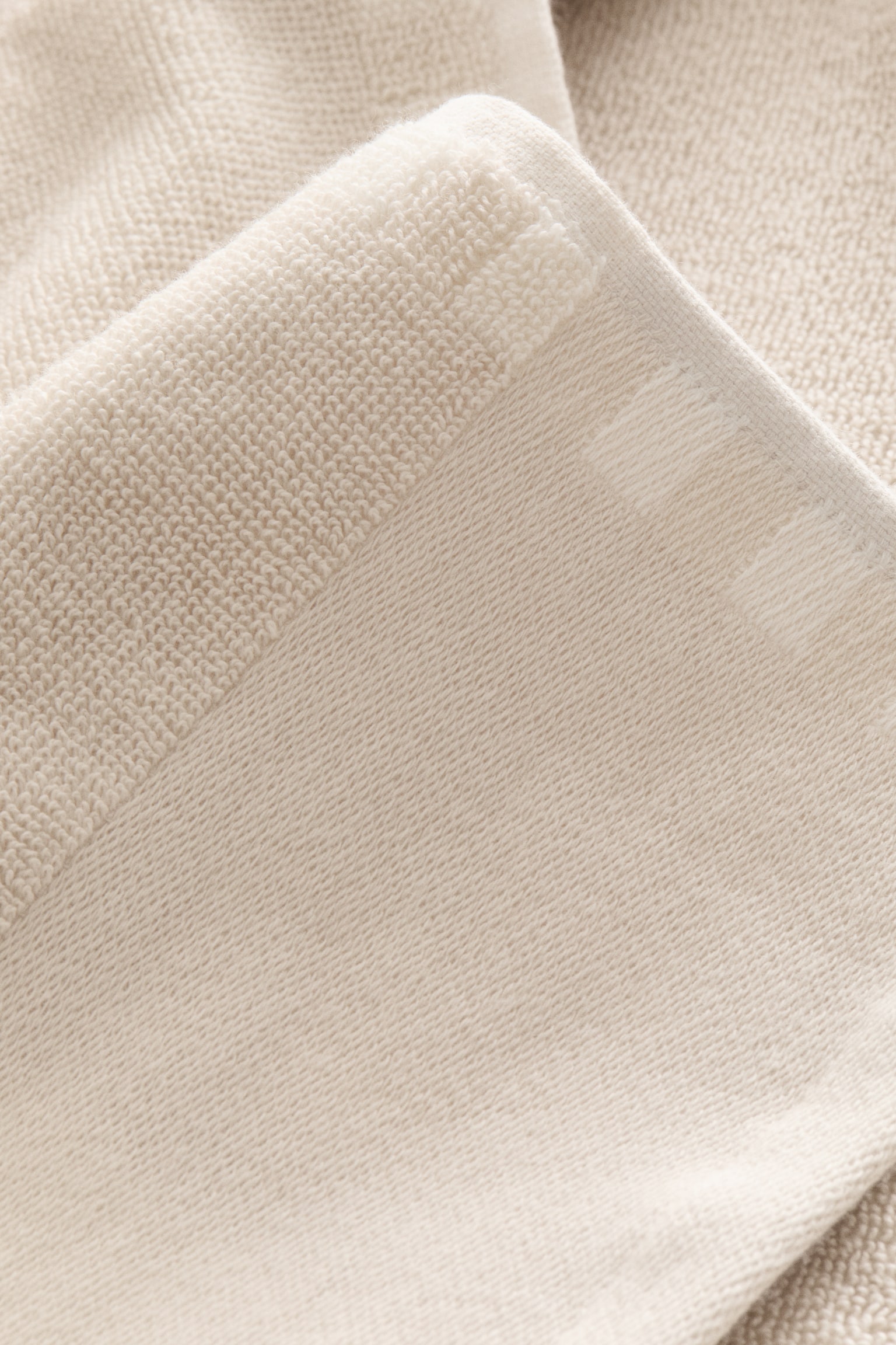 מגבת חוף מכותנה עם פסים - בז' בהיר/פסים/חום כהה/פסים - 4