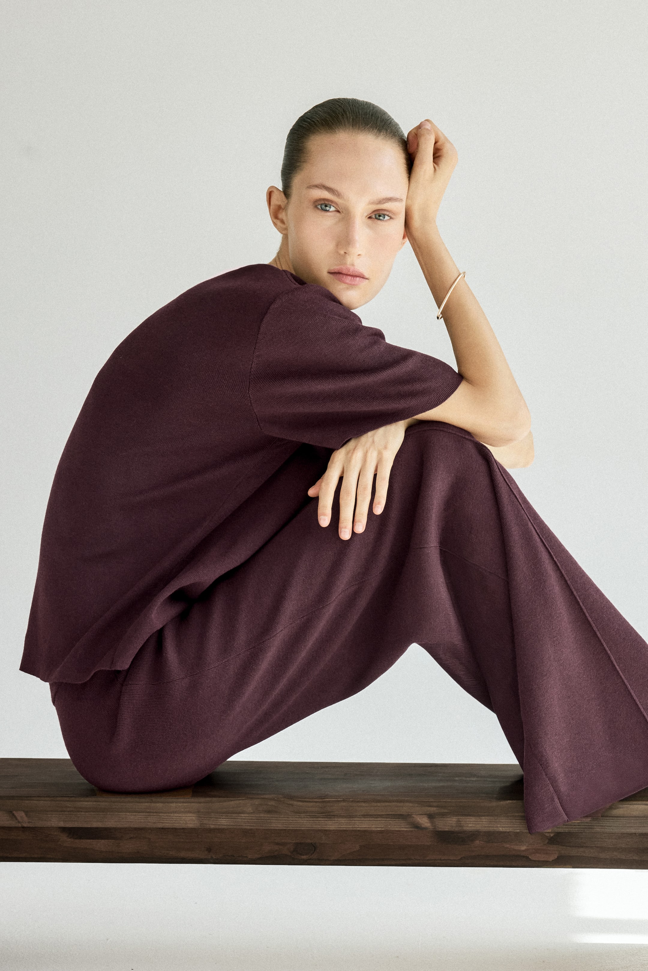 View larger image: Wide fine-knit trousers - Burgundy - Ladies | H&M 1