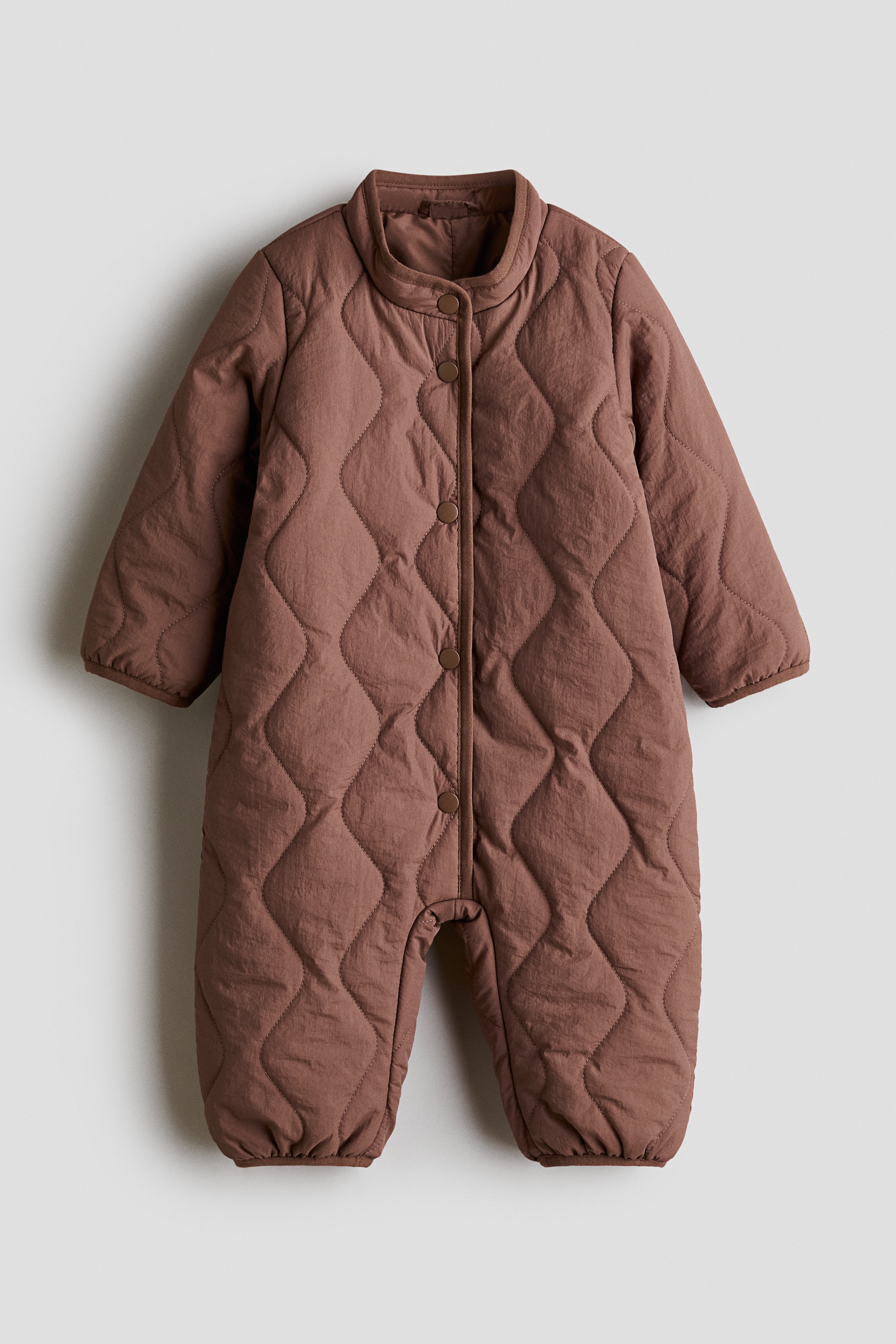 Quilted nylon snowsuitModel