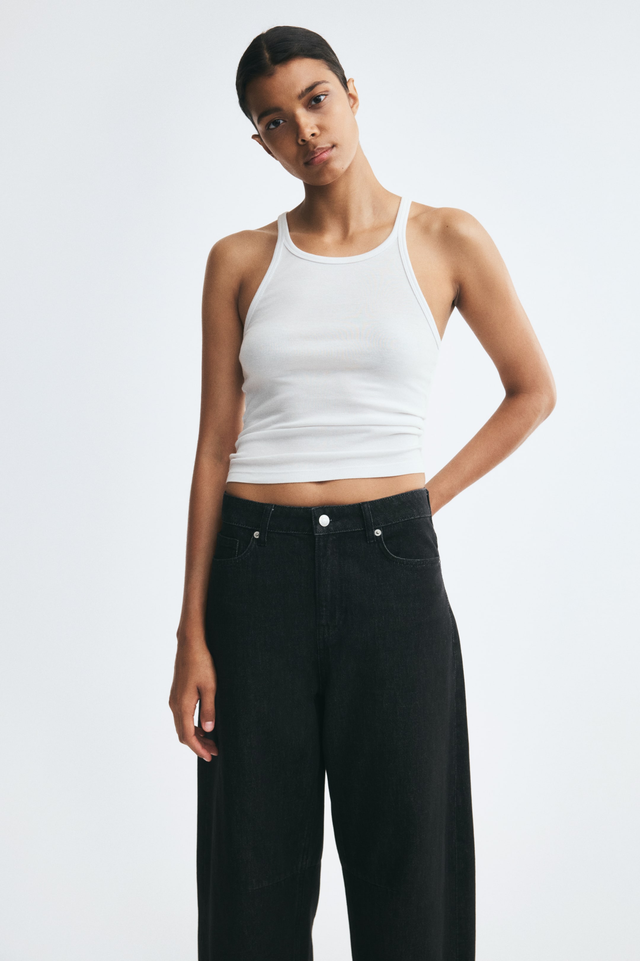High-Waist Barrel-Leg Ankle Jeans