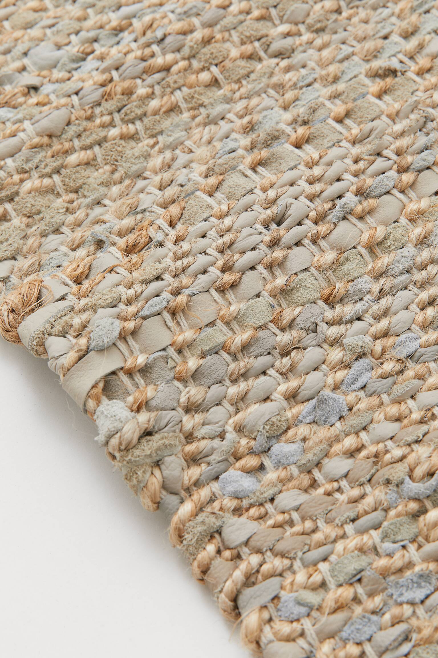 Jute and leather rug Beige marl Home All H&M GB