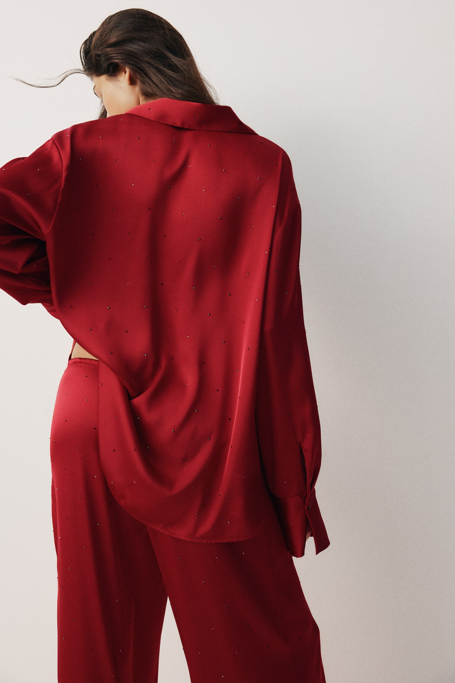 Camicia da pigiama in satin decorata - Rosso scuro - 3