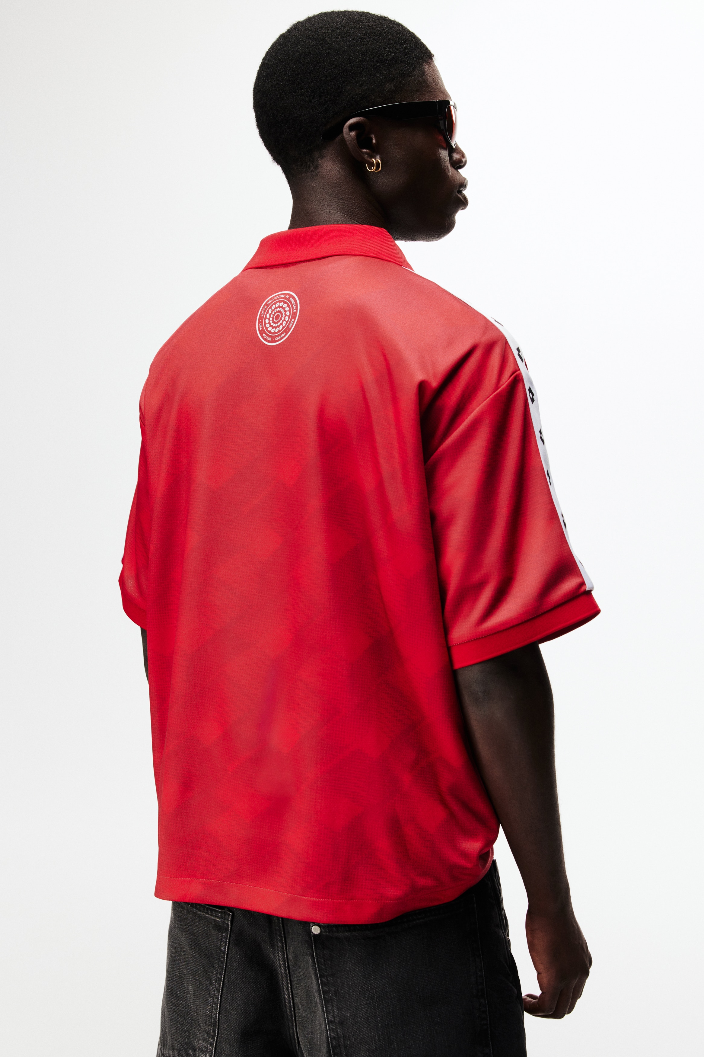 ルーズフィット サッカーシャツ - レッド／Lotto - Men | H&M JP