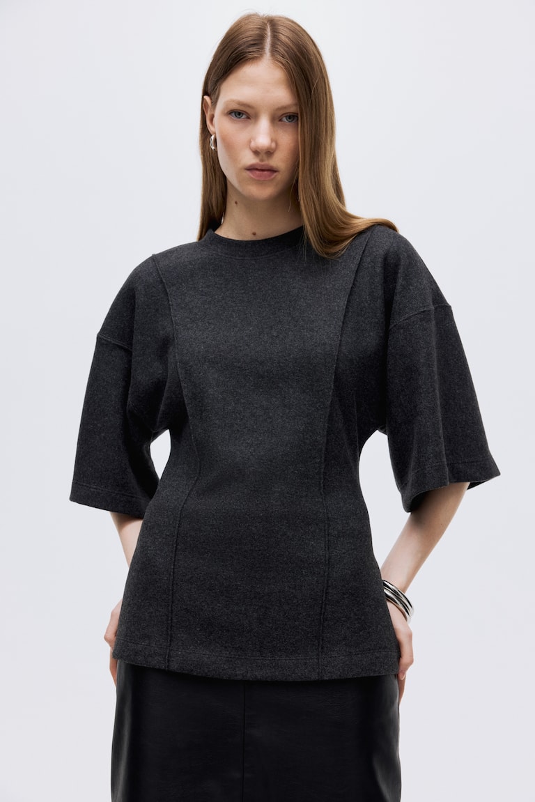 Bluza širokog kroja od finog pletiva