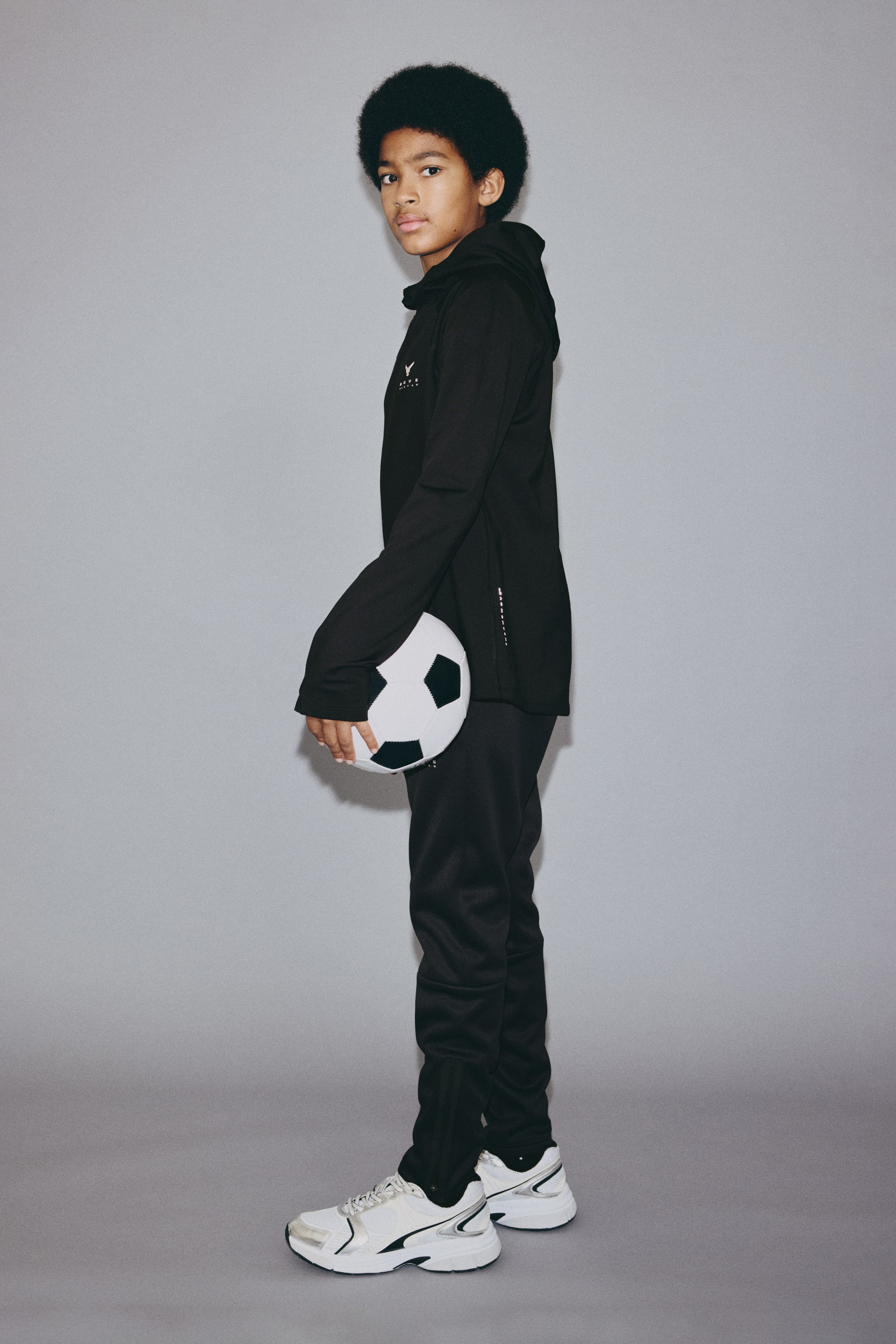 Ampliar la imagen: Joggers deportivos Warming con ThermoMove™ - Negro/Move Zlatan - Kids | H&M MX 2