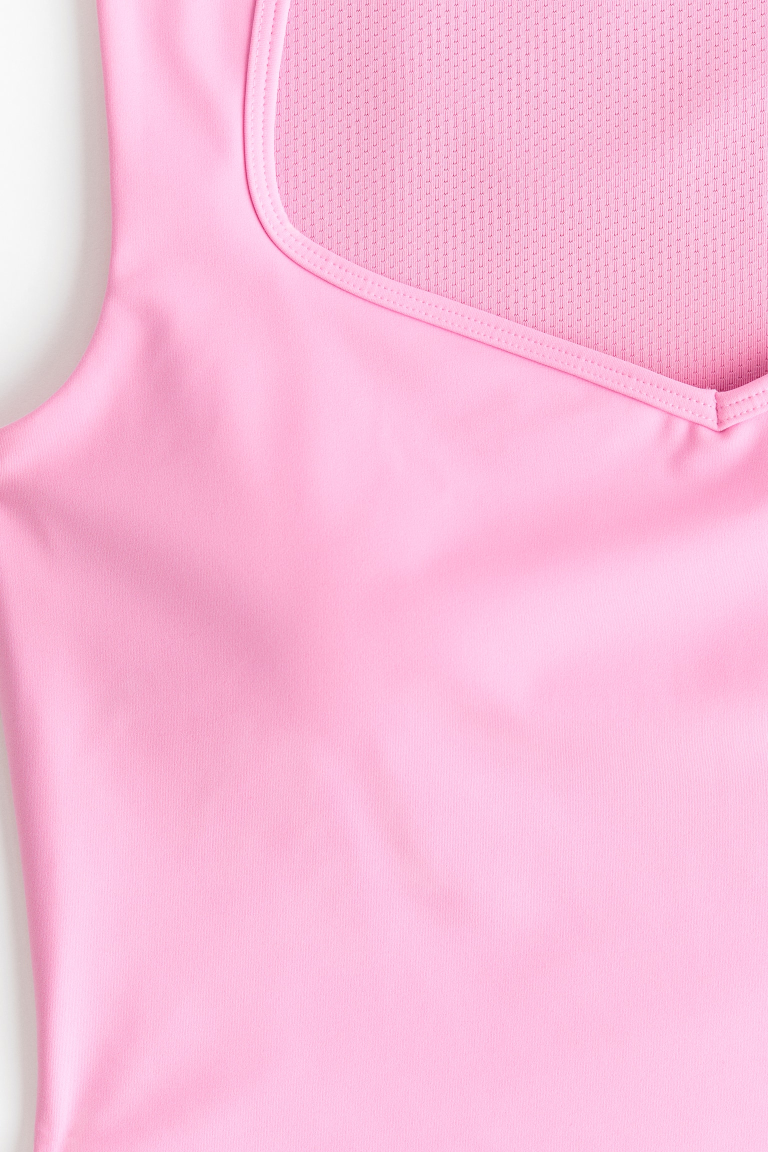 גופיית ספורט SculptMove™‏ - ורוד מסטיק/שנהב/שחור - 2