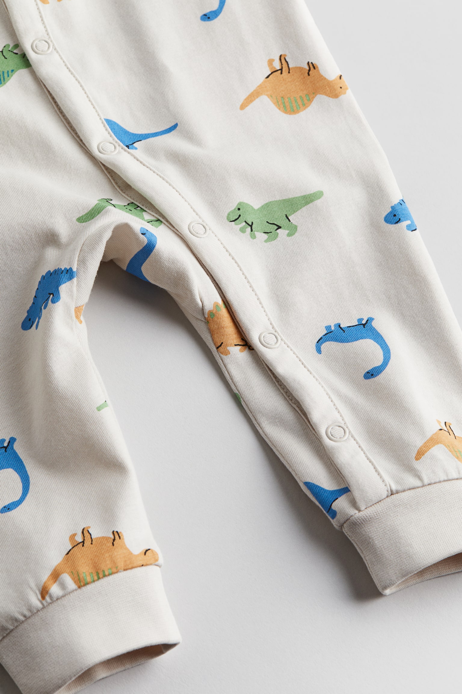 Pattern Sleepsuit - Cream/Dinosaurs/Light pink/Butterflies/White/Giraffes/Light blue/Clouds/Light beige/Cats - 2