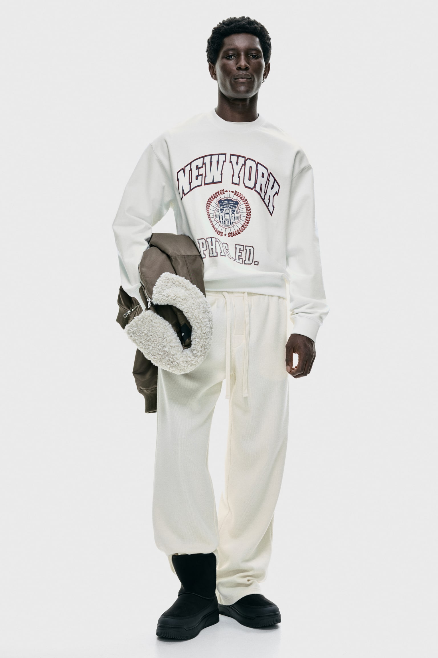 Loose Fit Sweatshirt - White/New York/Dark brown/New York/Light grey marl/Golden/Navy blue/Golden - 2