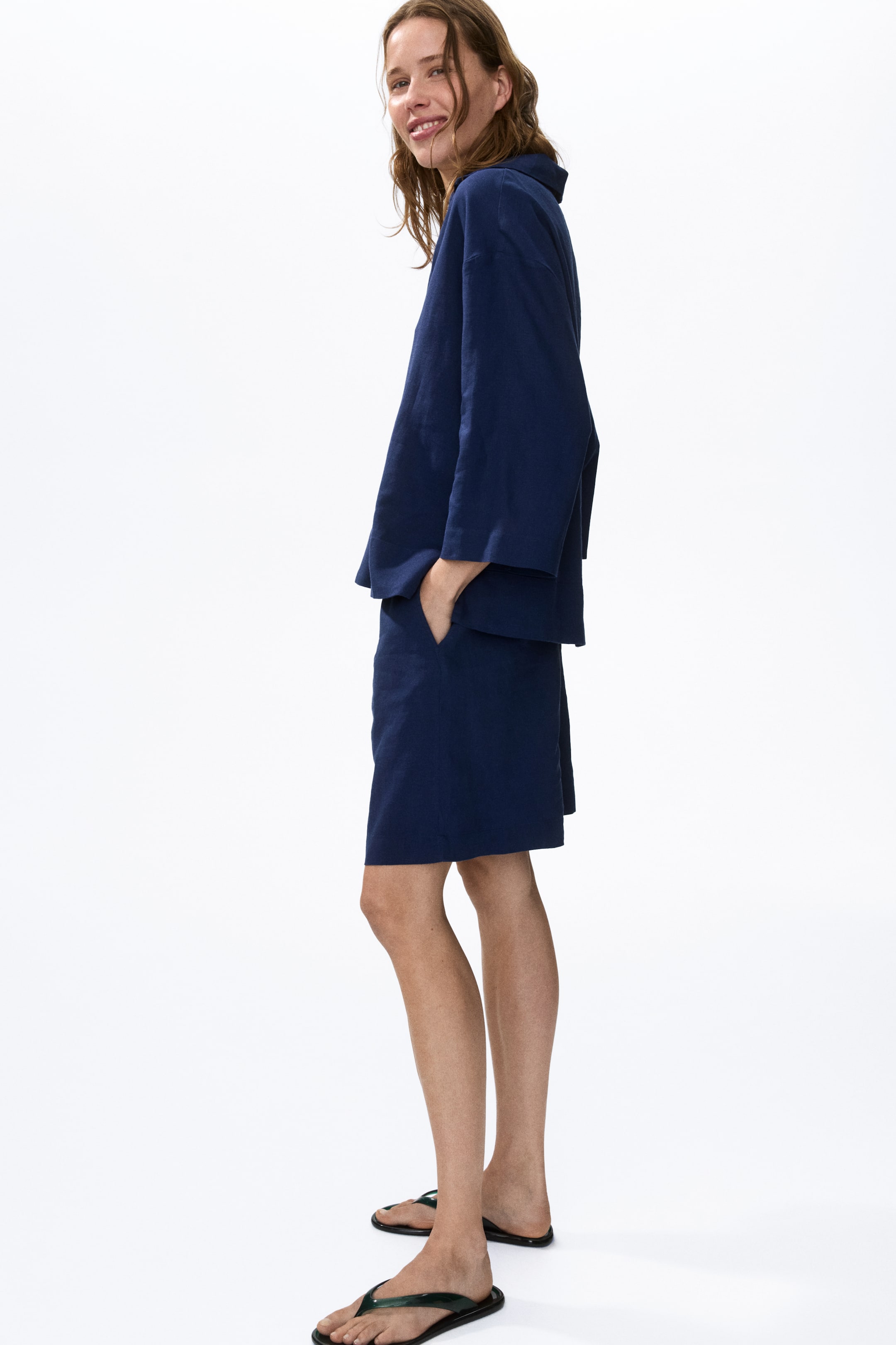 Linen-Blend Pullover Shirt