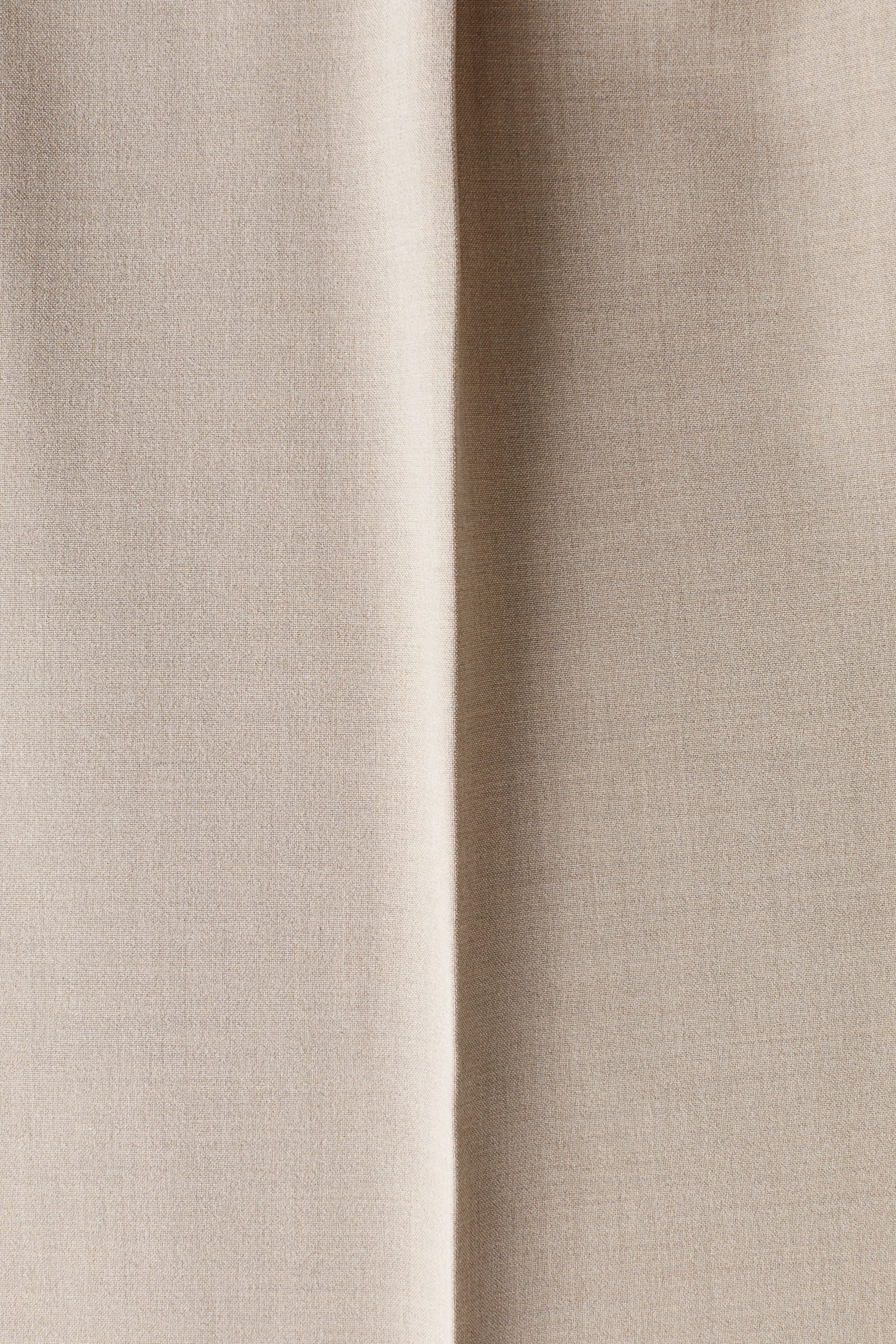 Loose-Fit Tailored Pants