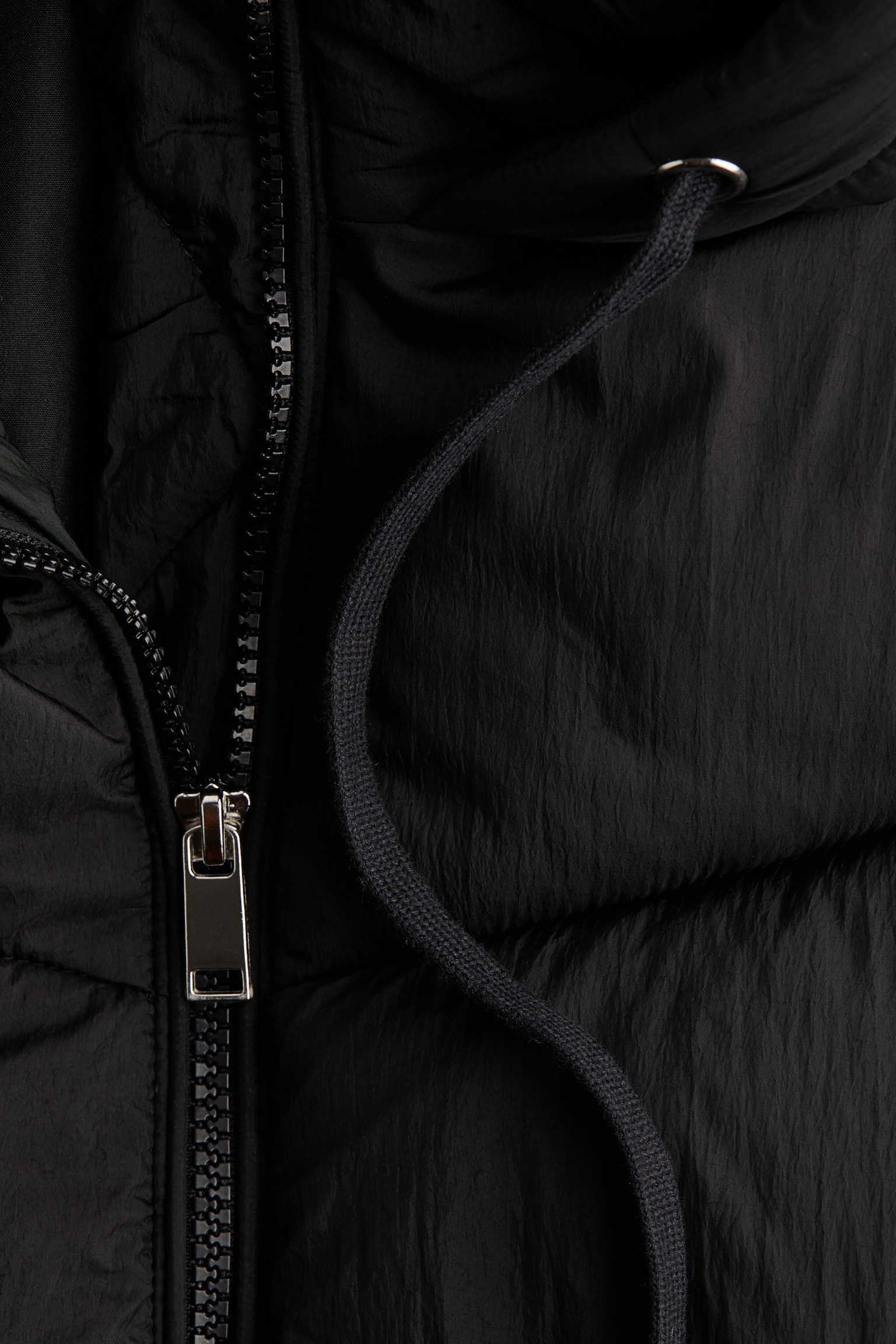 Женская куртка H&M Oversized Puffer, цвет: Чёрный — фото 7