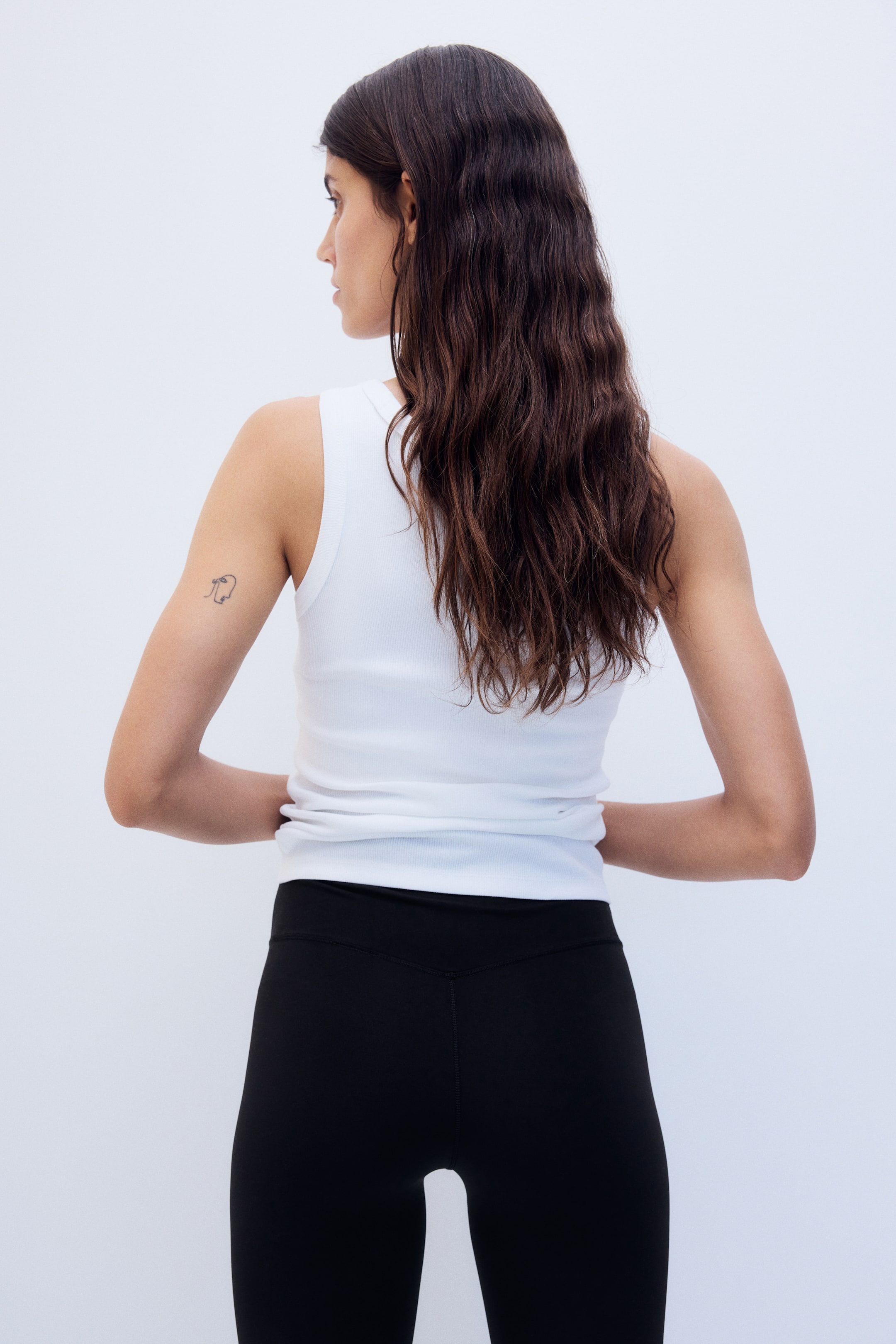 Женские леггинсы H&M MAMA Before & After Sports Leggings — фото 7