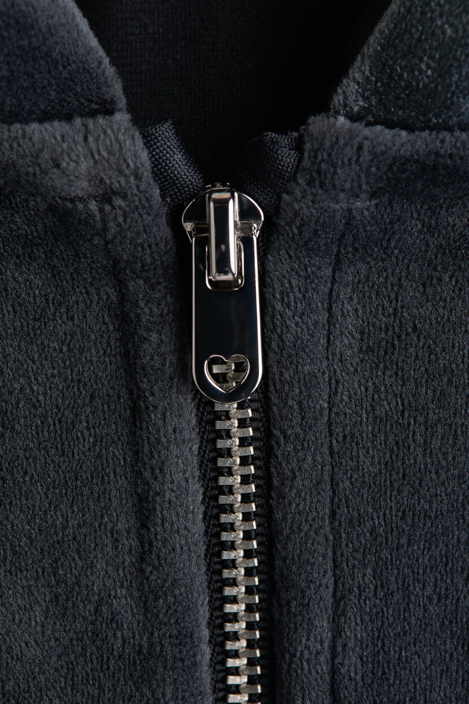 Детская куртка H&M Velour Hooded, цвет: Тёмный серый — фото 3