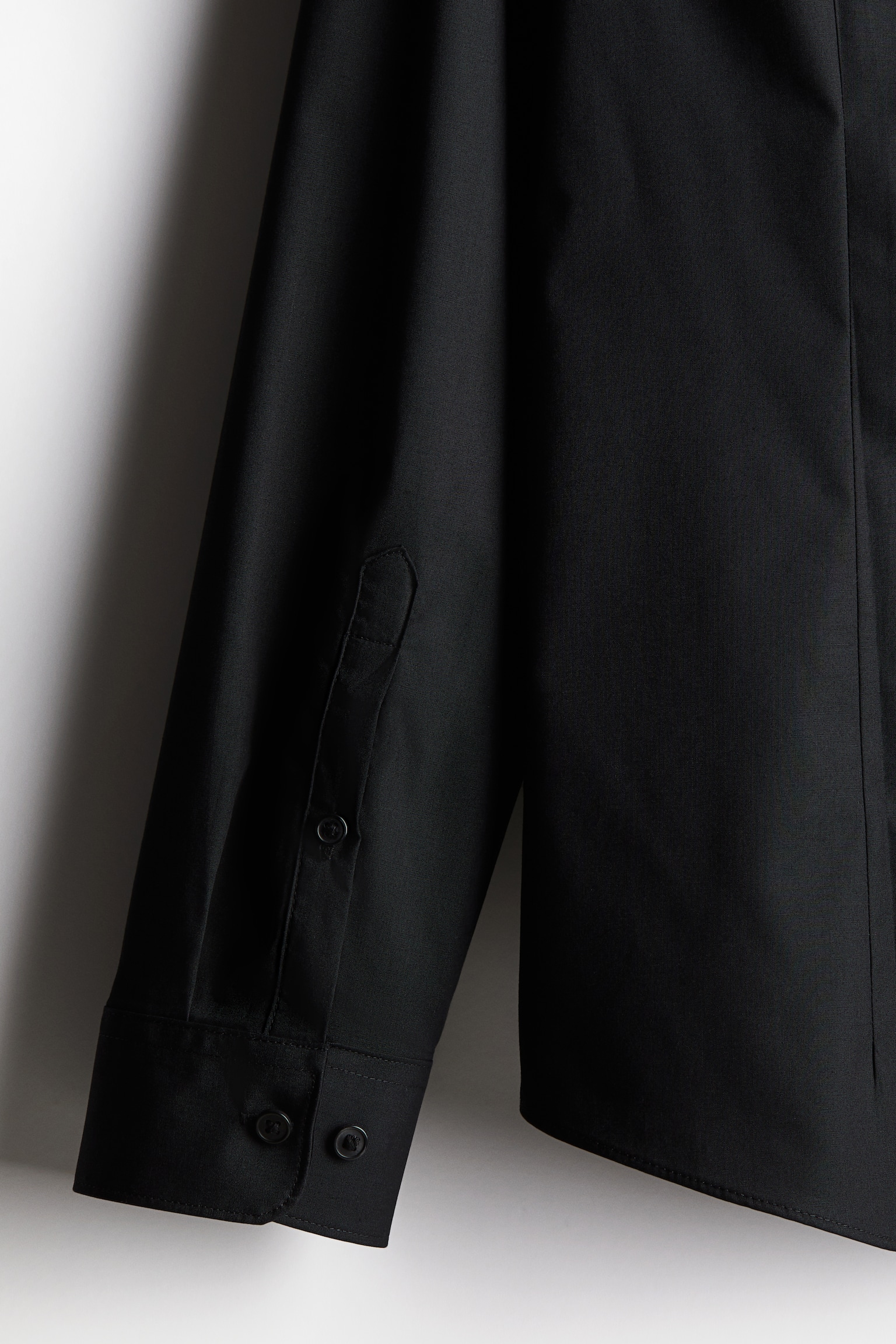 Мужская рубашка H&M Slim Fit Easy-iron, цвет: Чёрный — фото 6