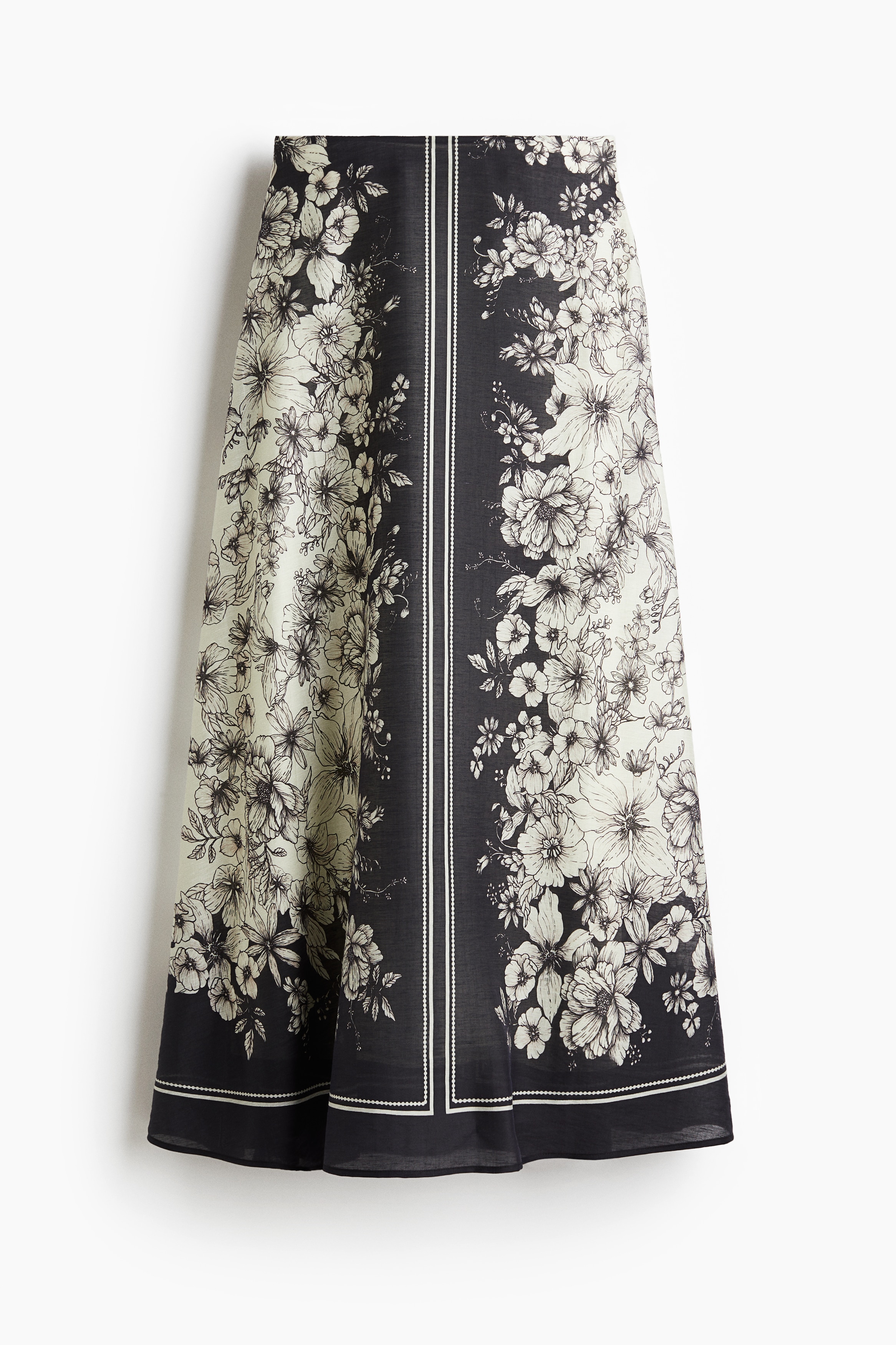 Saia comprida volumosa - Preto/Floral