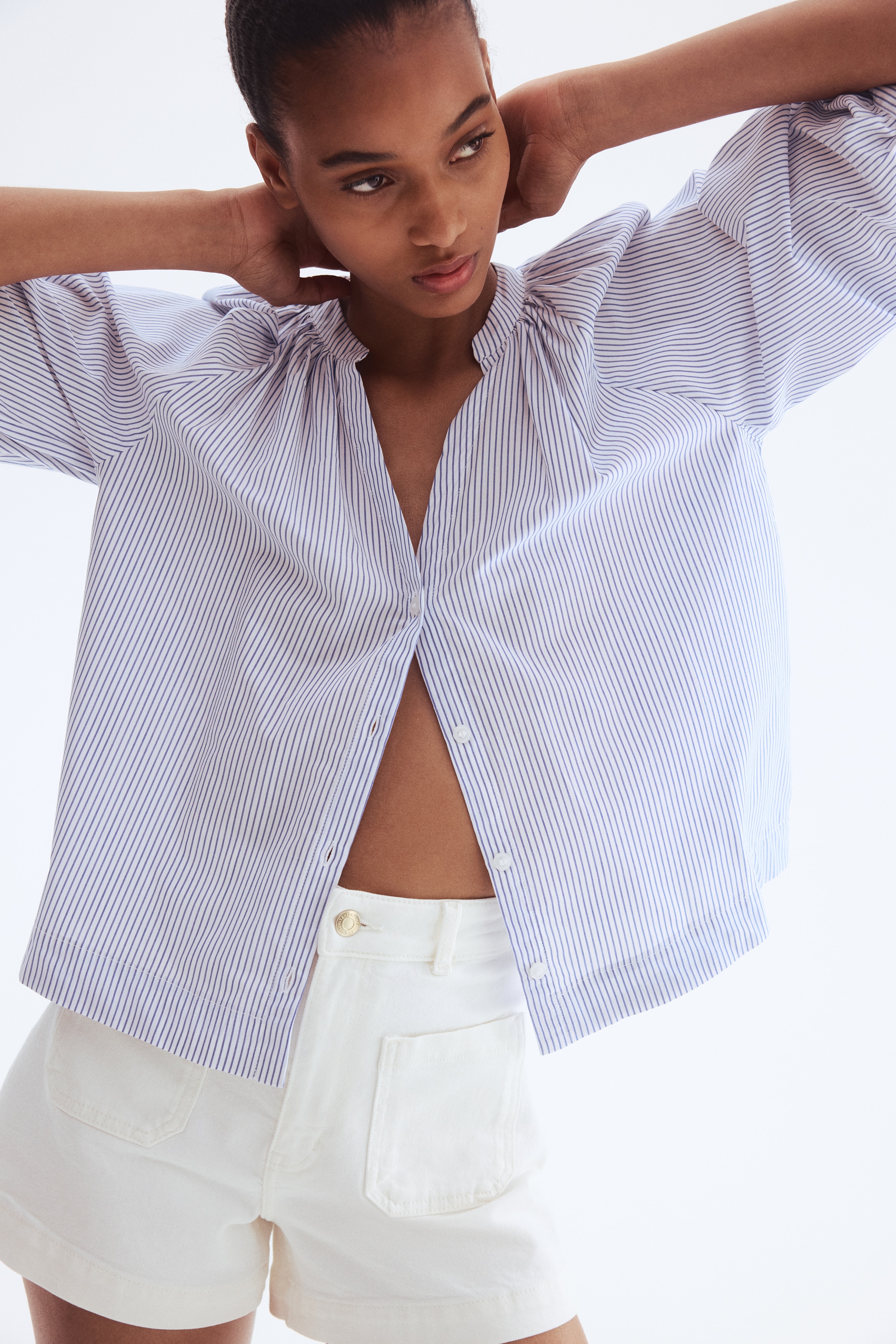 Balloon-sleeved poplin blouse