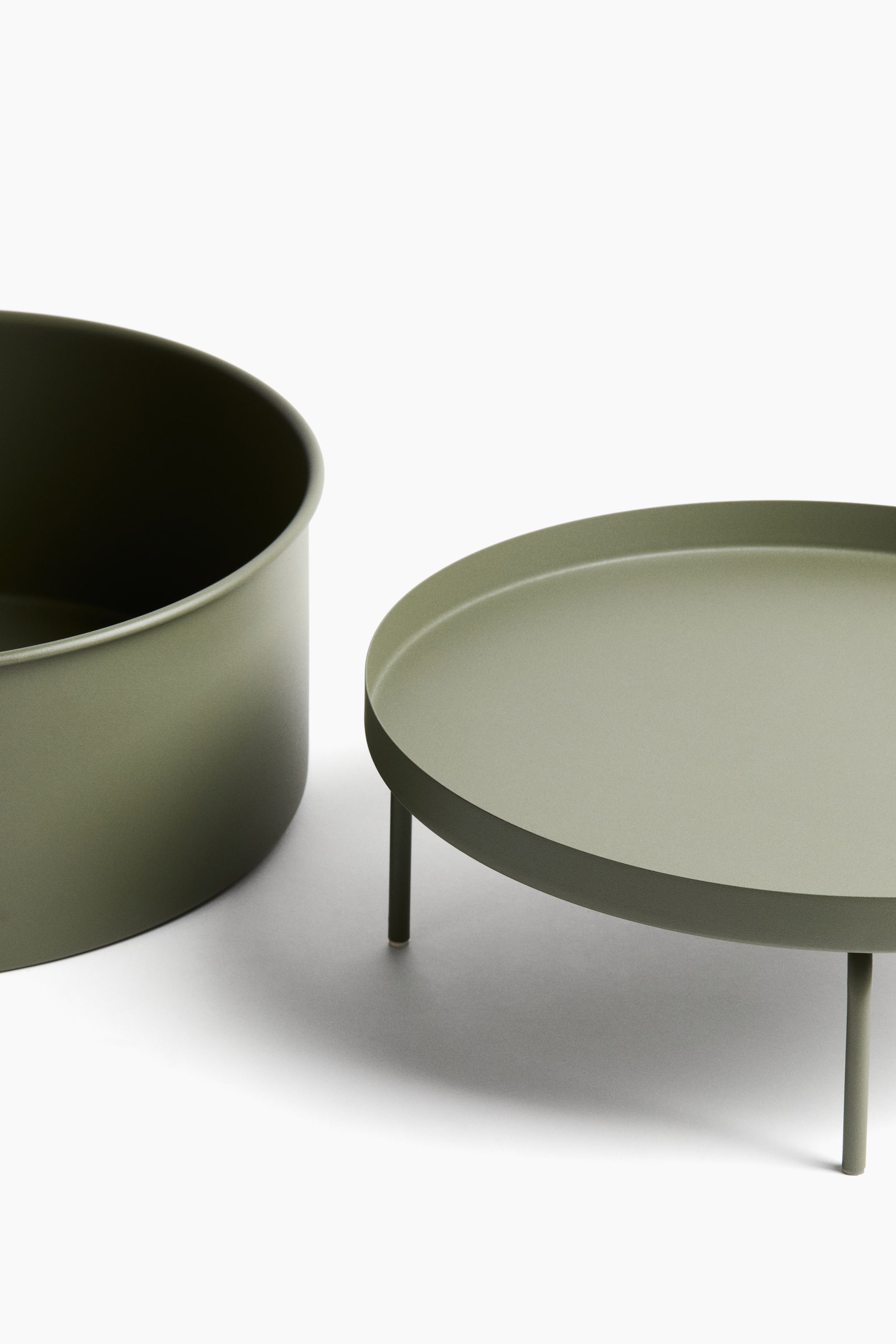 Wide Plant Pot with Stand