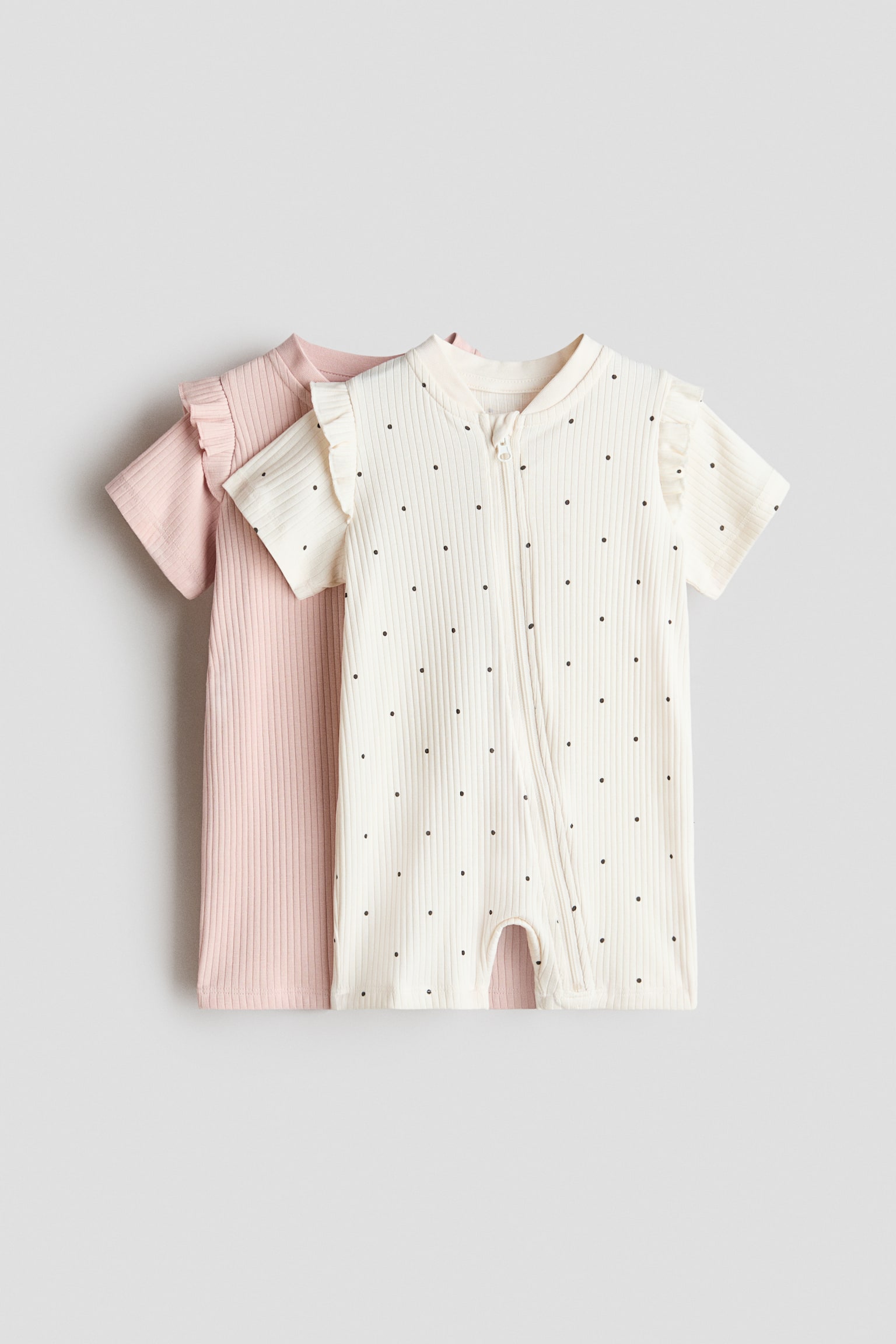 Bộ 2 bộ ngủ liền cotton viền diềm nhún - Màu hồng nhạt/Chấm bi - 1