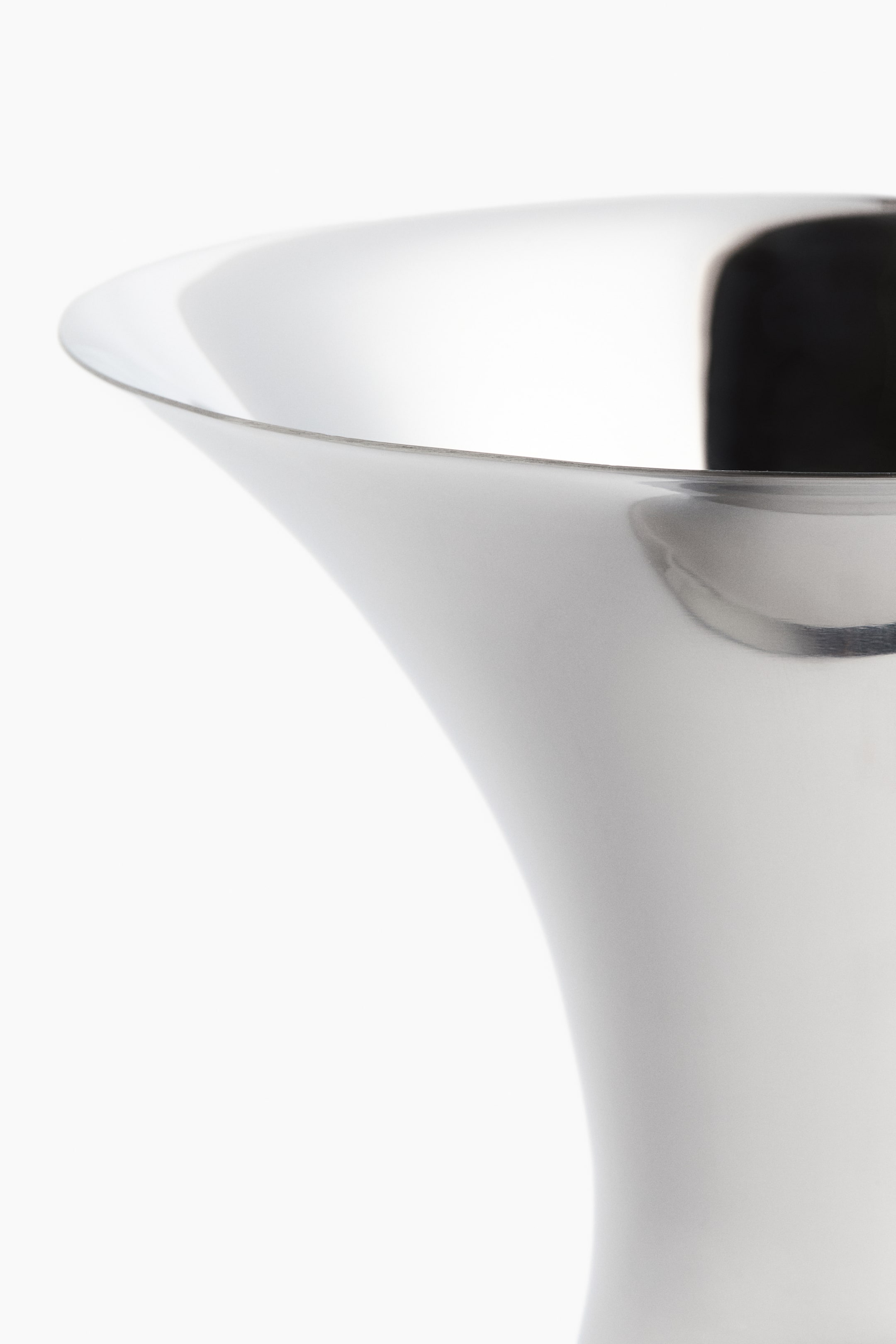 View larger image: Stainless Steel Vase - Silver-colored - Home All | H&M US 3