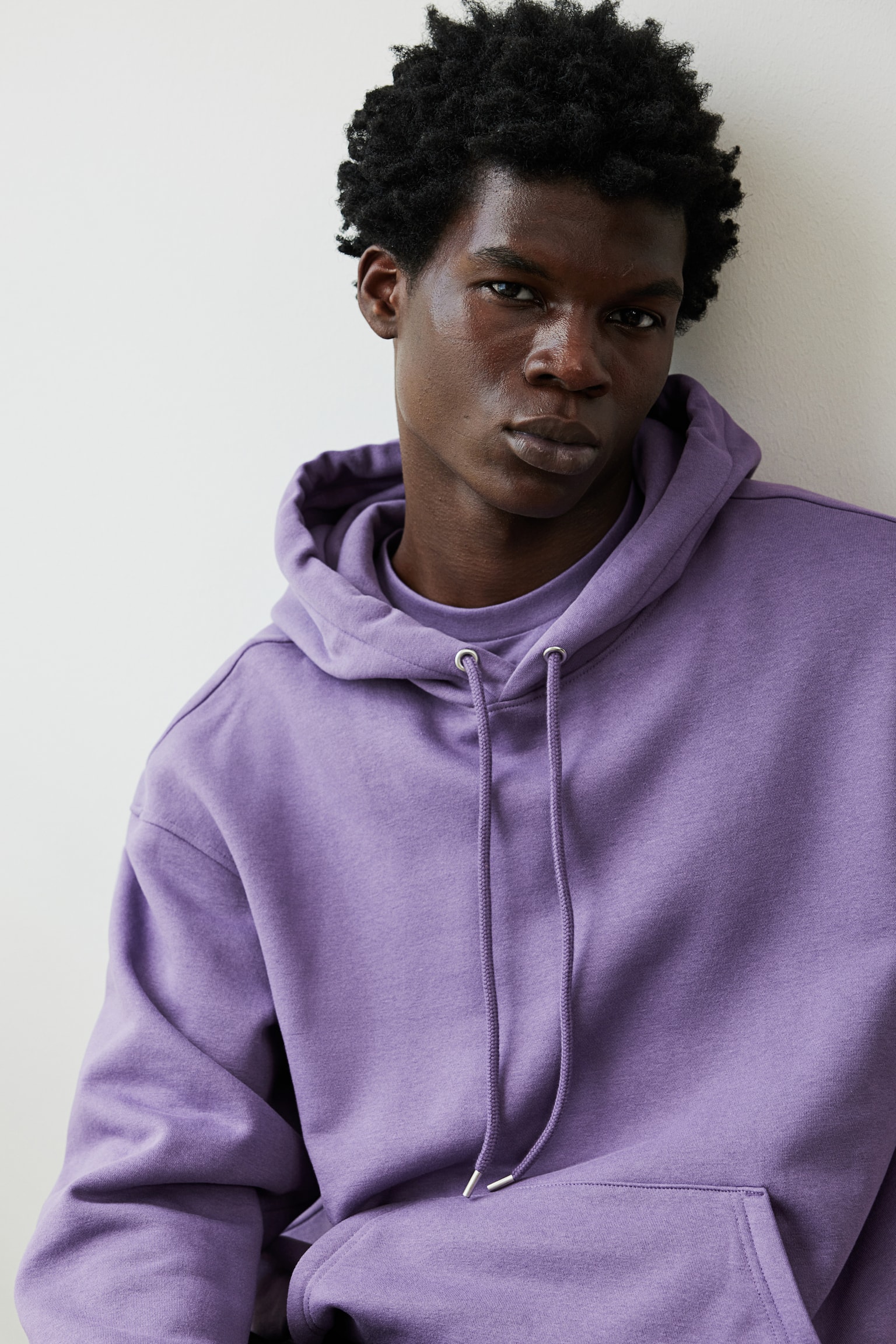 Loose Fit Hoodie - Purple/Forest green/Dark brown/Light beige/Black/Dark greige/White/Black/Burgundy/Light beige/Pistachio green/Light grey marl/Navy blue/Rust orange/Dark turquoise/Pink/Aubergine/Light greige/Burgundy - 1