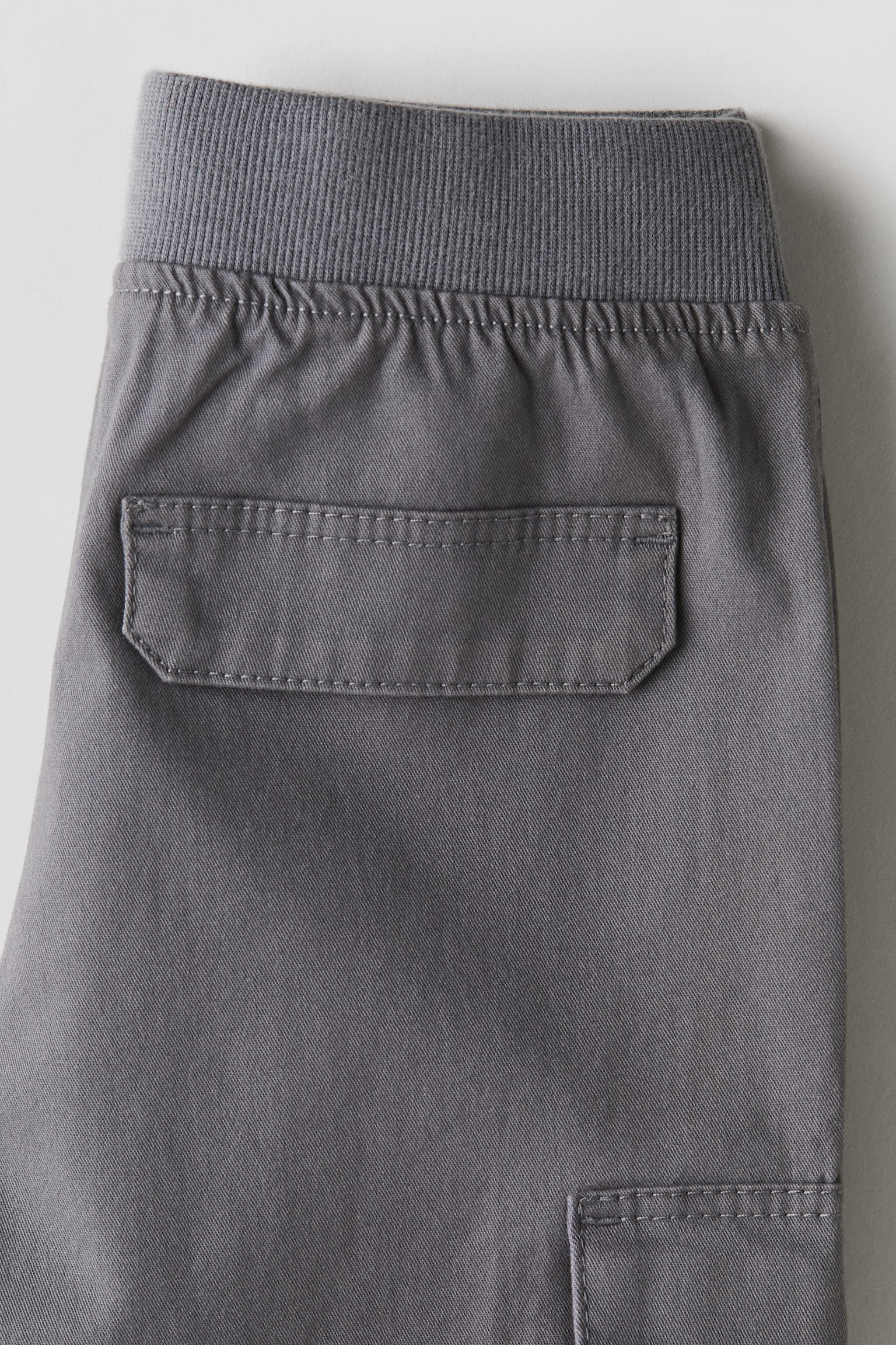 Cargo Pants - Dark grey/Black/Dark beige/Dark khaki green/Light beige/Dark blue/Khaki green/Dark grey - 2