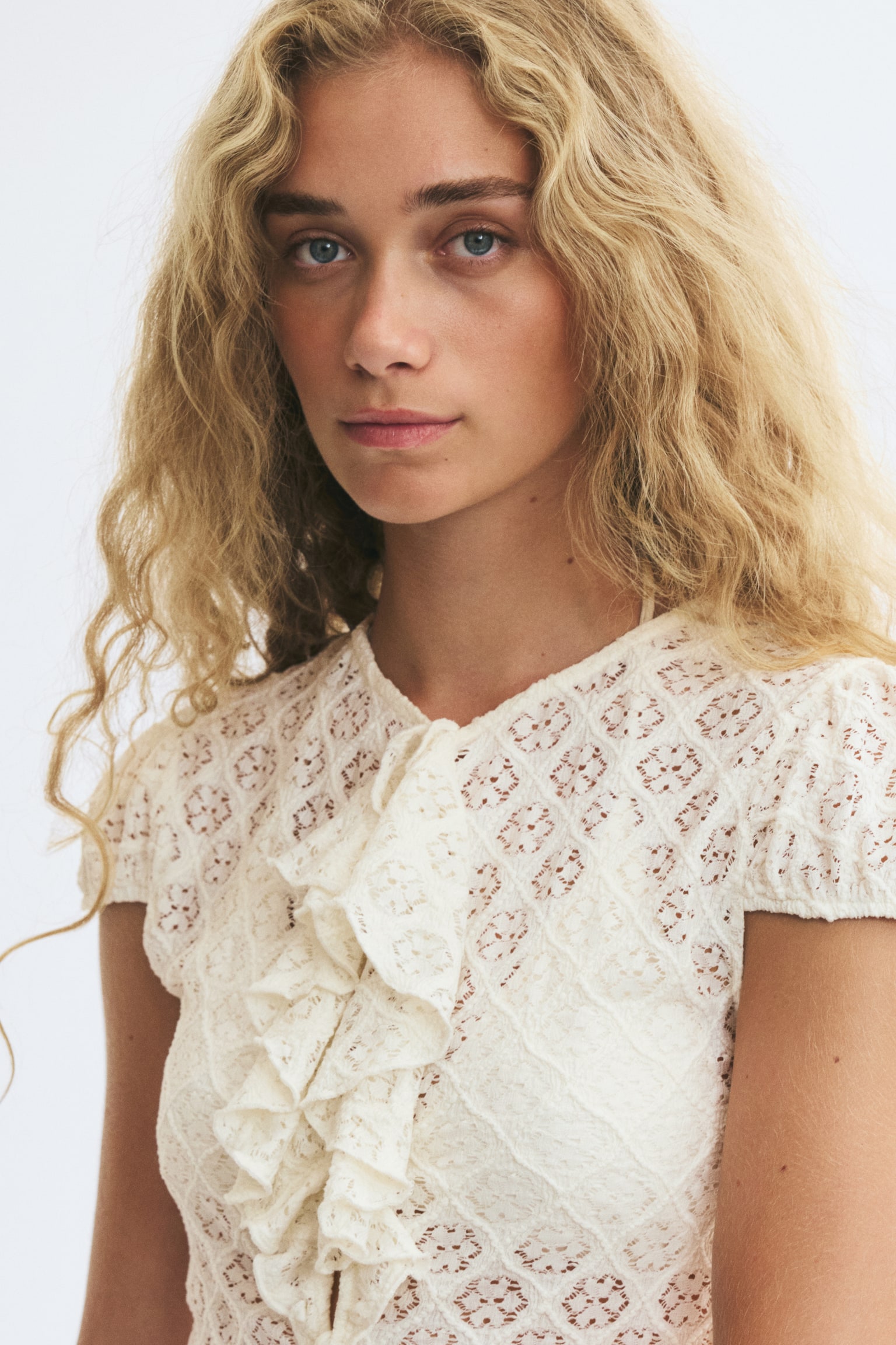 Flounce-trimmed lace top - Cream/Black - 1