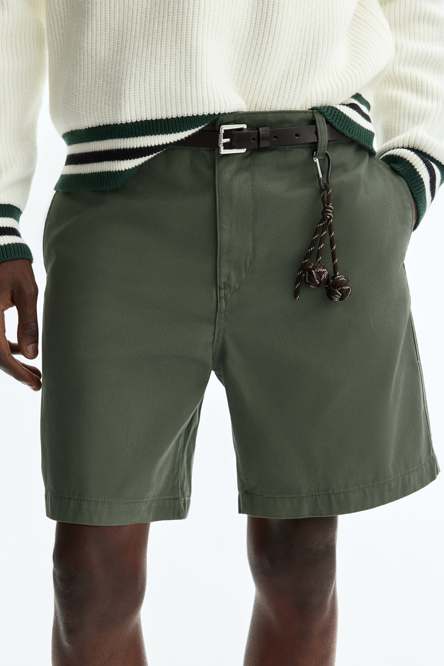 Relaxed Fit Chino shorts - Khaki green/Black/White/Beige/Light pink - 6