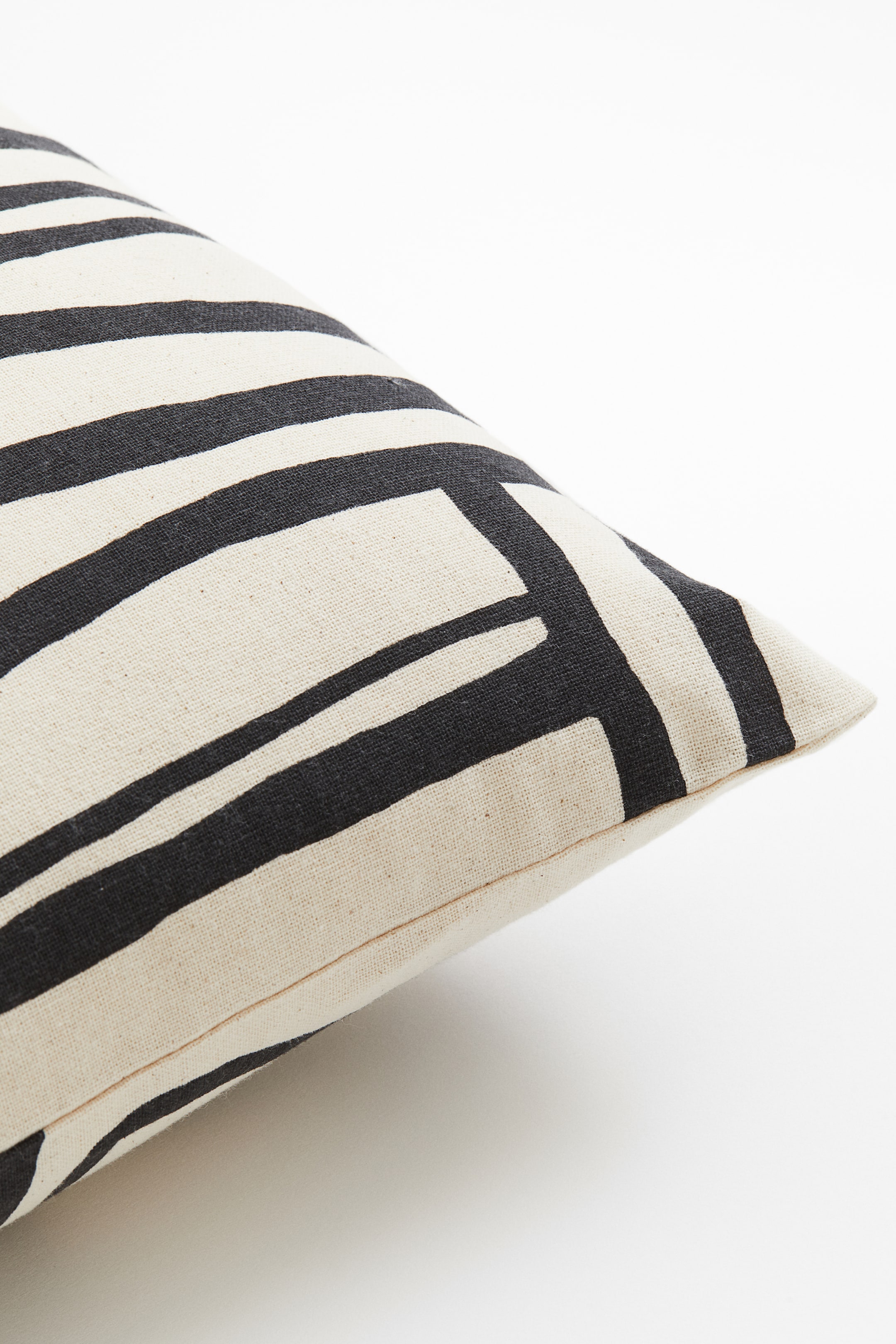 Patterned Cushion Cover Charcoal gray/patterned Home All H&M US