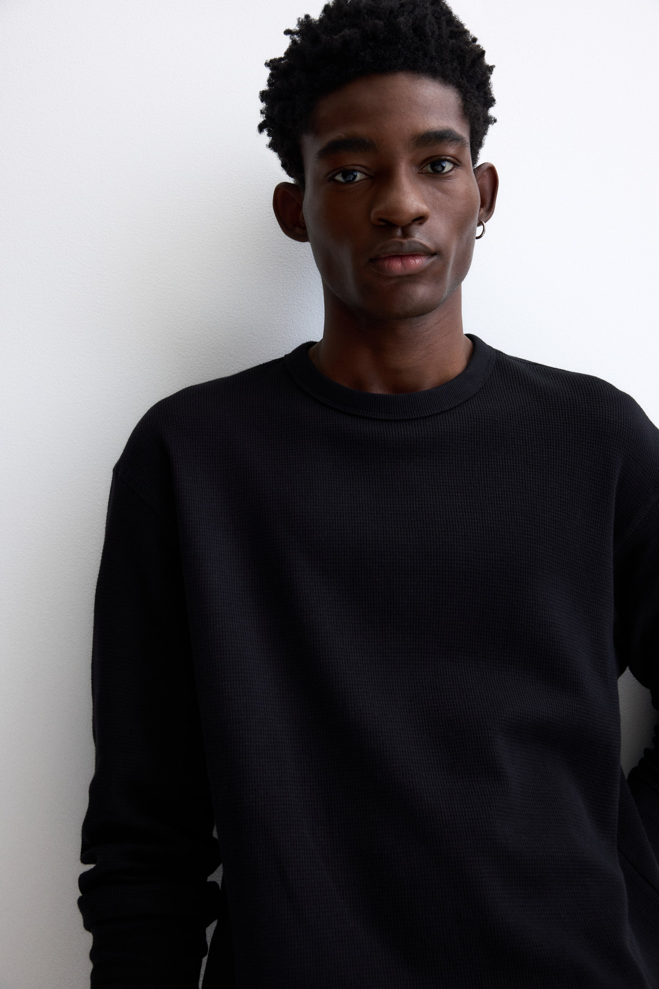 View larger image: Waffled cotton pyjama top and bottoms - Black - Men | H&M IN 3