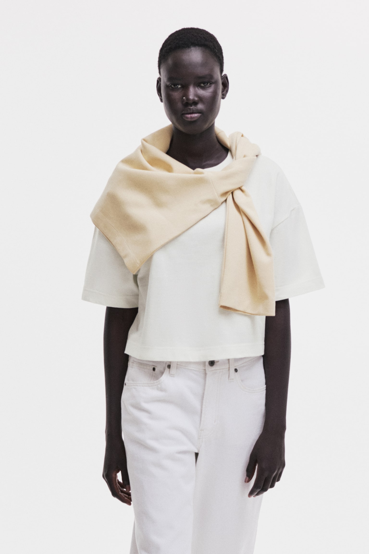 Playera cuadrada - Blanco/Turquesa claro/Amarillo/Rosa - 6