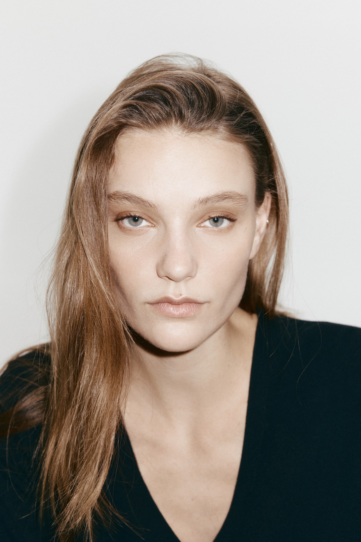 파인니트 V넥 가디건 - 블랙/브라운 - 4