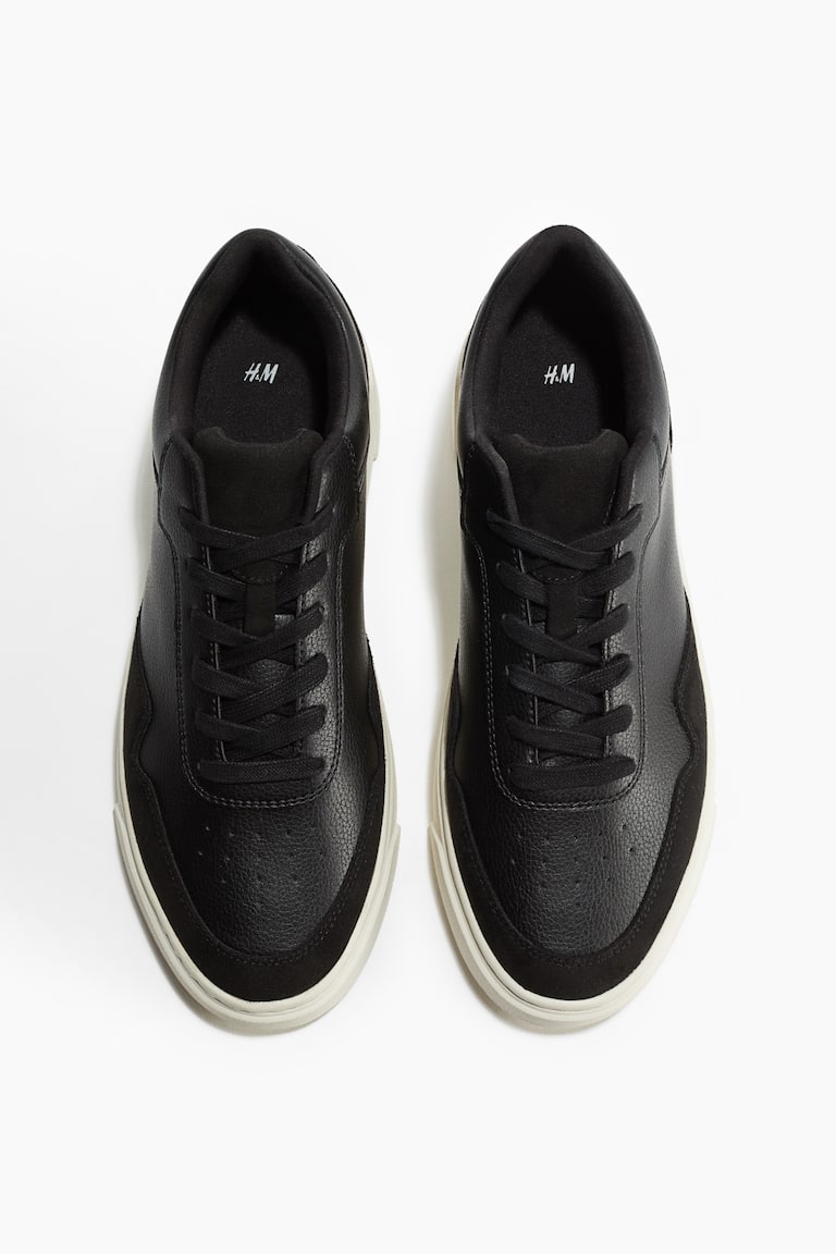 H&M Denim trucker jacket — Chunky trainers