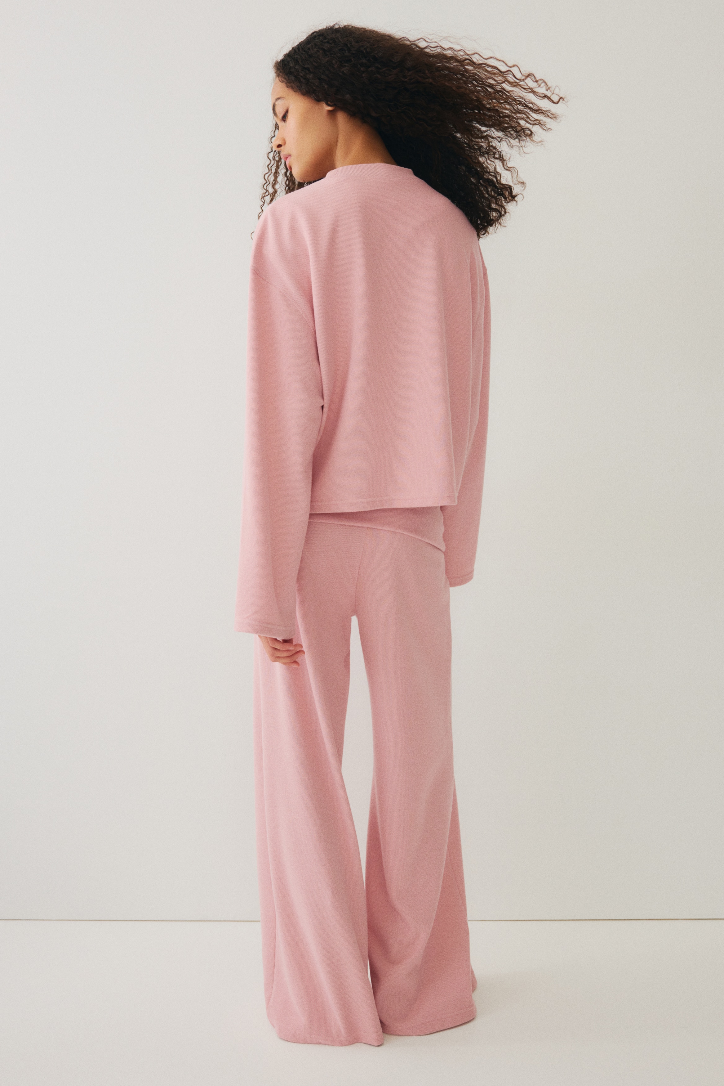 2-piece jersey top and trousers set