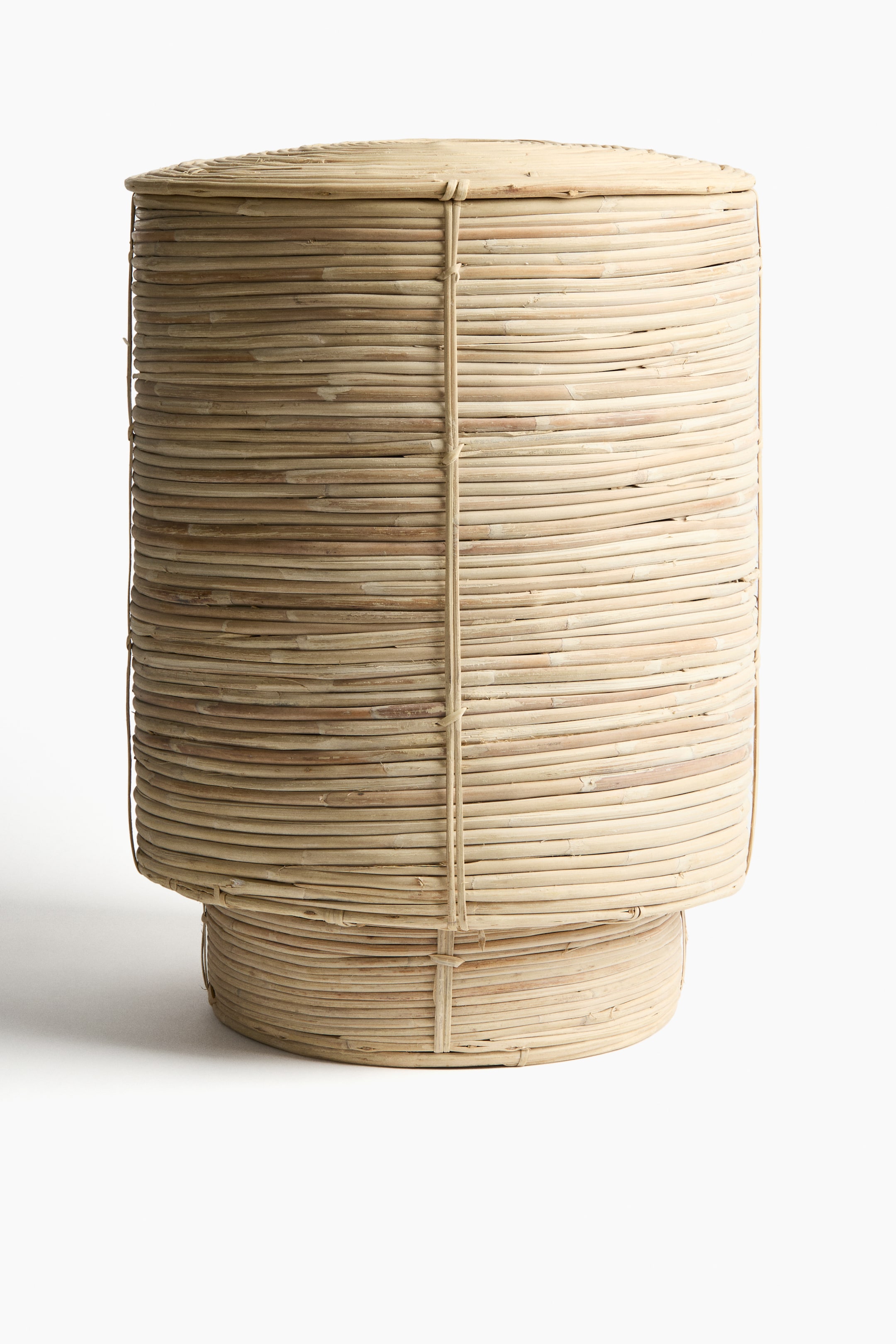 Agrandir l'image: Panier à linge en rotin - Beige clair - Home All | H&M FR 1