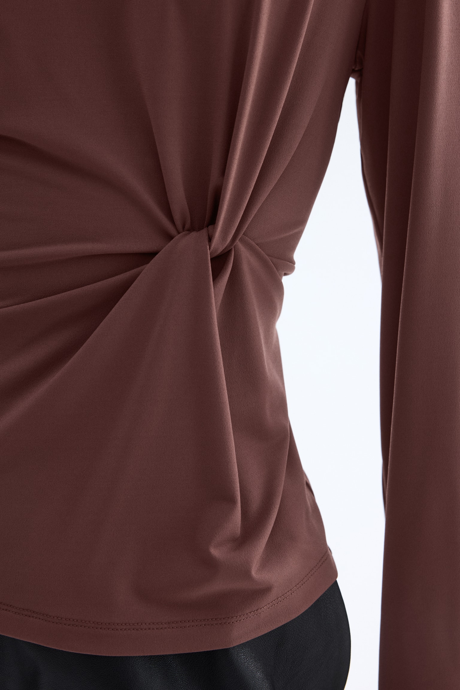 Twist-detail top - Dark mole/Black/Light beige/Blue - 3