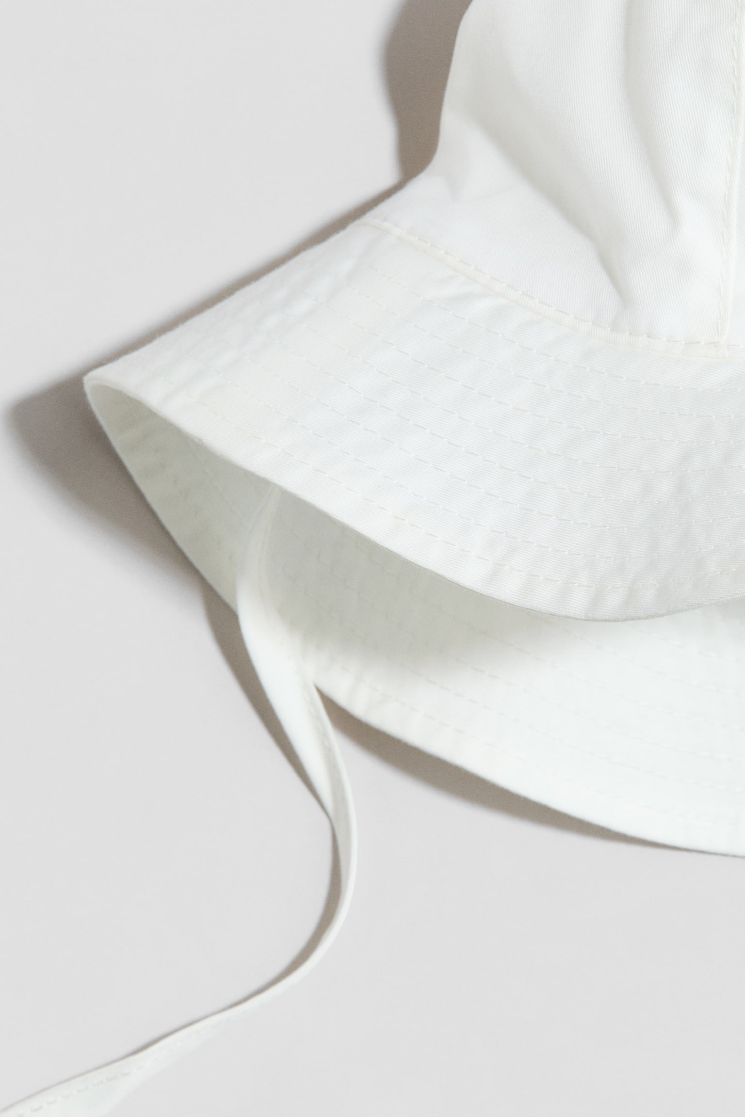 כובע מכותנה - לבן - 2