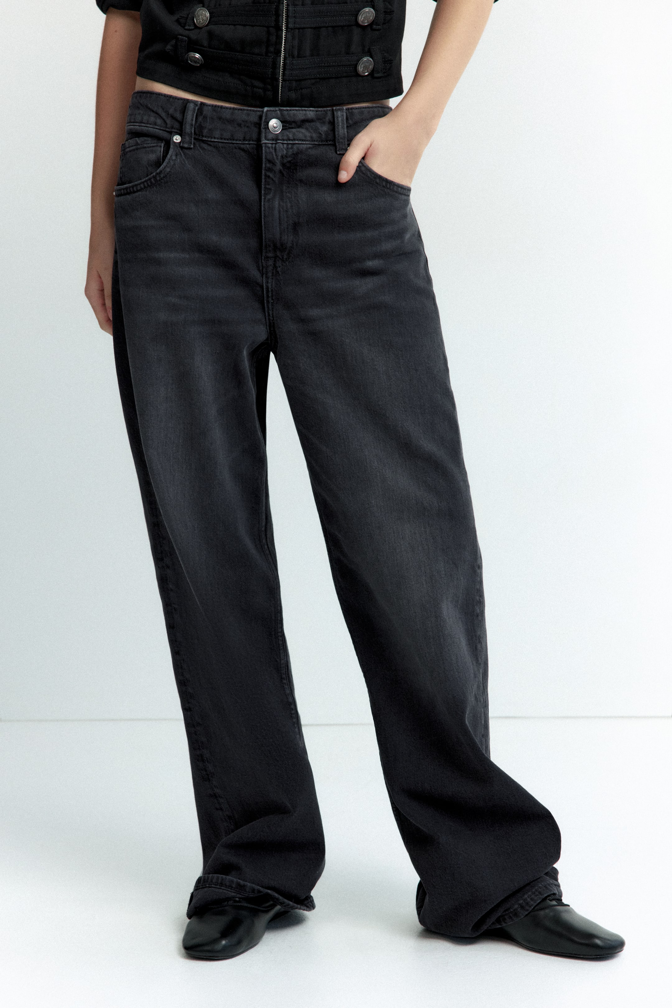 Straight High-Waist Jeans