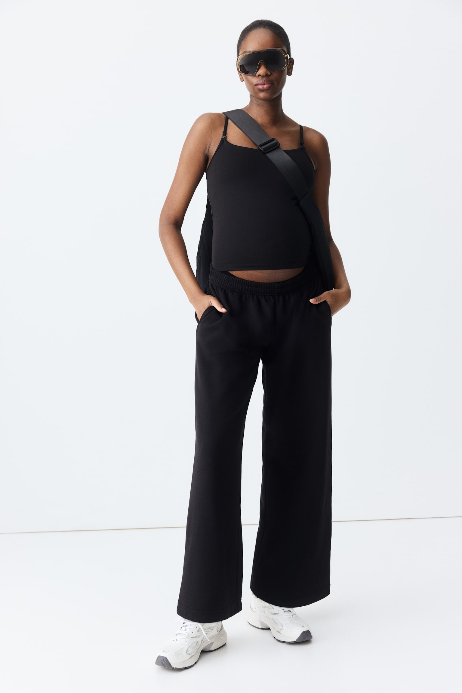 MAMA Top de lactancia deportivo con tirantes - Negro - 3