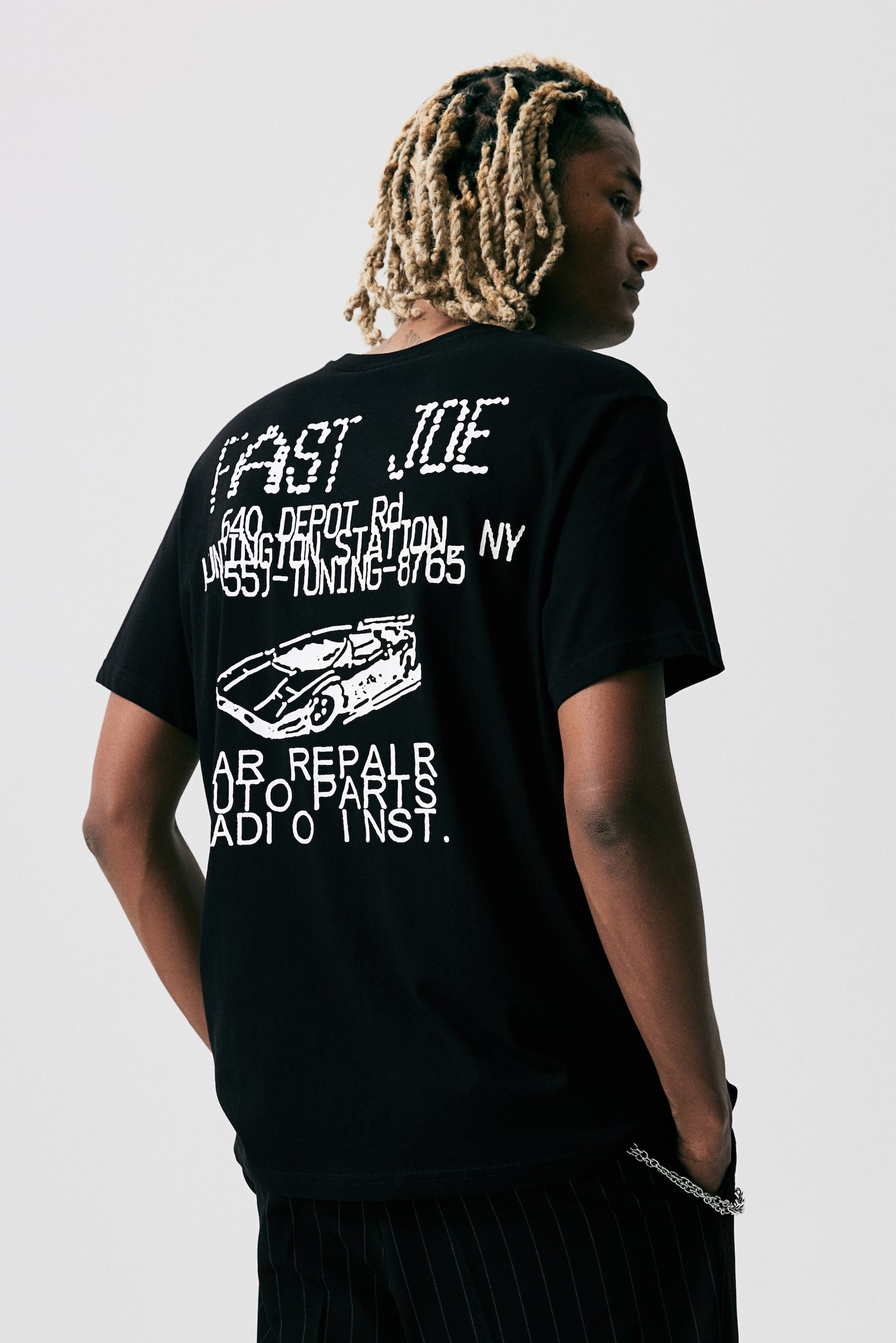 Regular Fit Printed T-shirt - Black/Car - 4